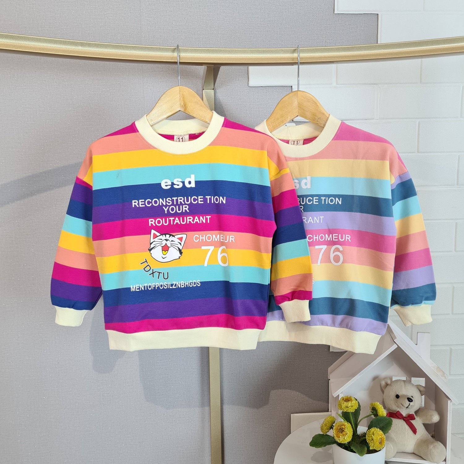 [102434] - Baju Atasan Sweater Fashion Import Anak Perempuan - Motif Color Word