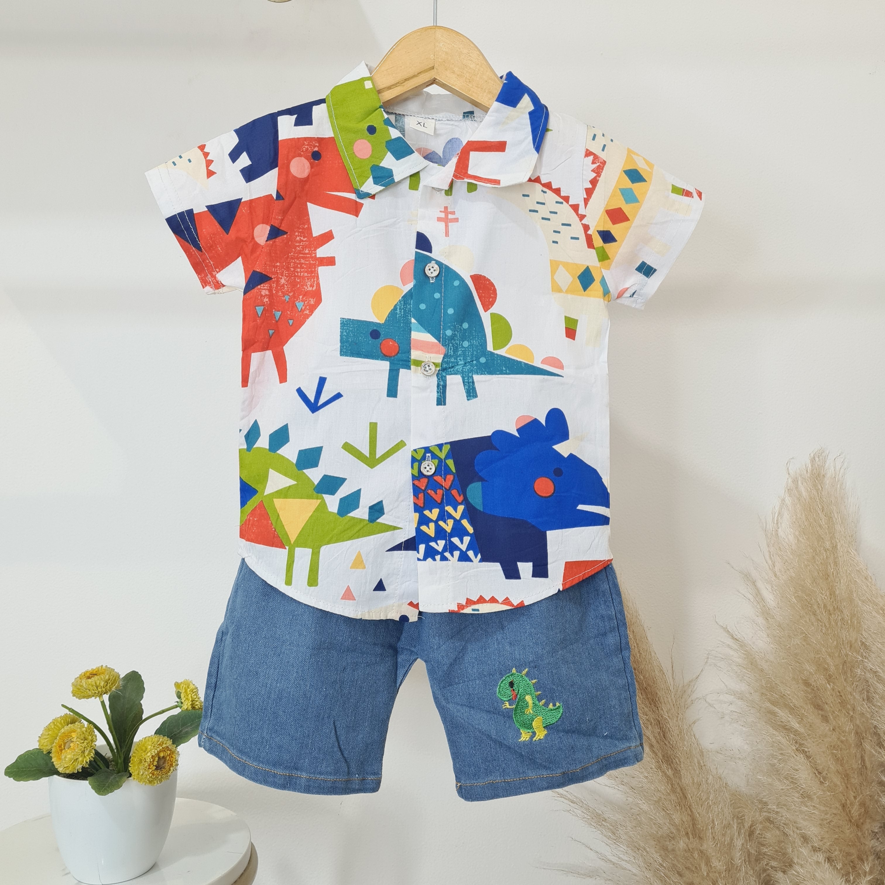 [345395-V1] - Setelan Kemeja Celana Pendek Jeans Anak Laki-Laki - Motif Skinny Dino