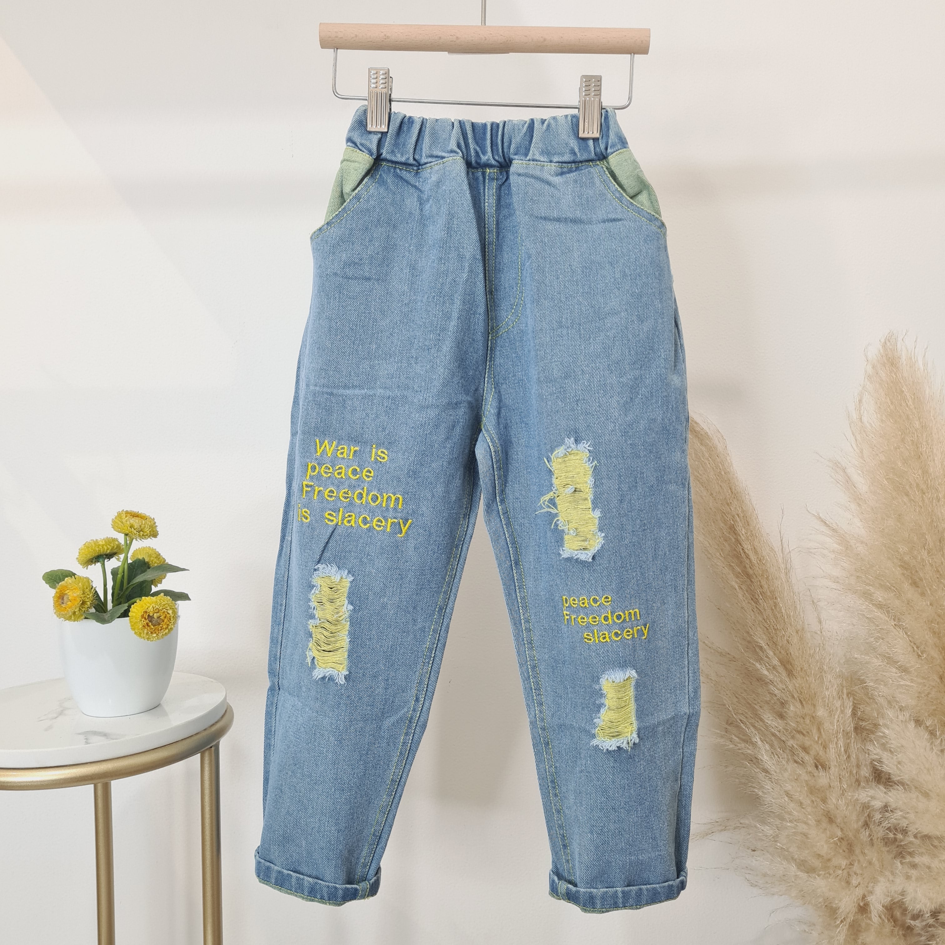 [508210-V1] - Celana Panjang Jeans Sobek Anak Perempuan - Motif Torn Writing