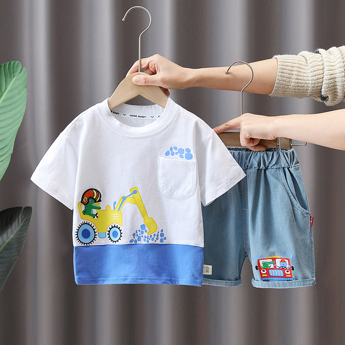 [345405] - Baju Setelan Kaos Lengan Pendek Celana Pendek Anak Cowok Fashion - Motif Animal Riding