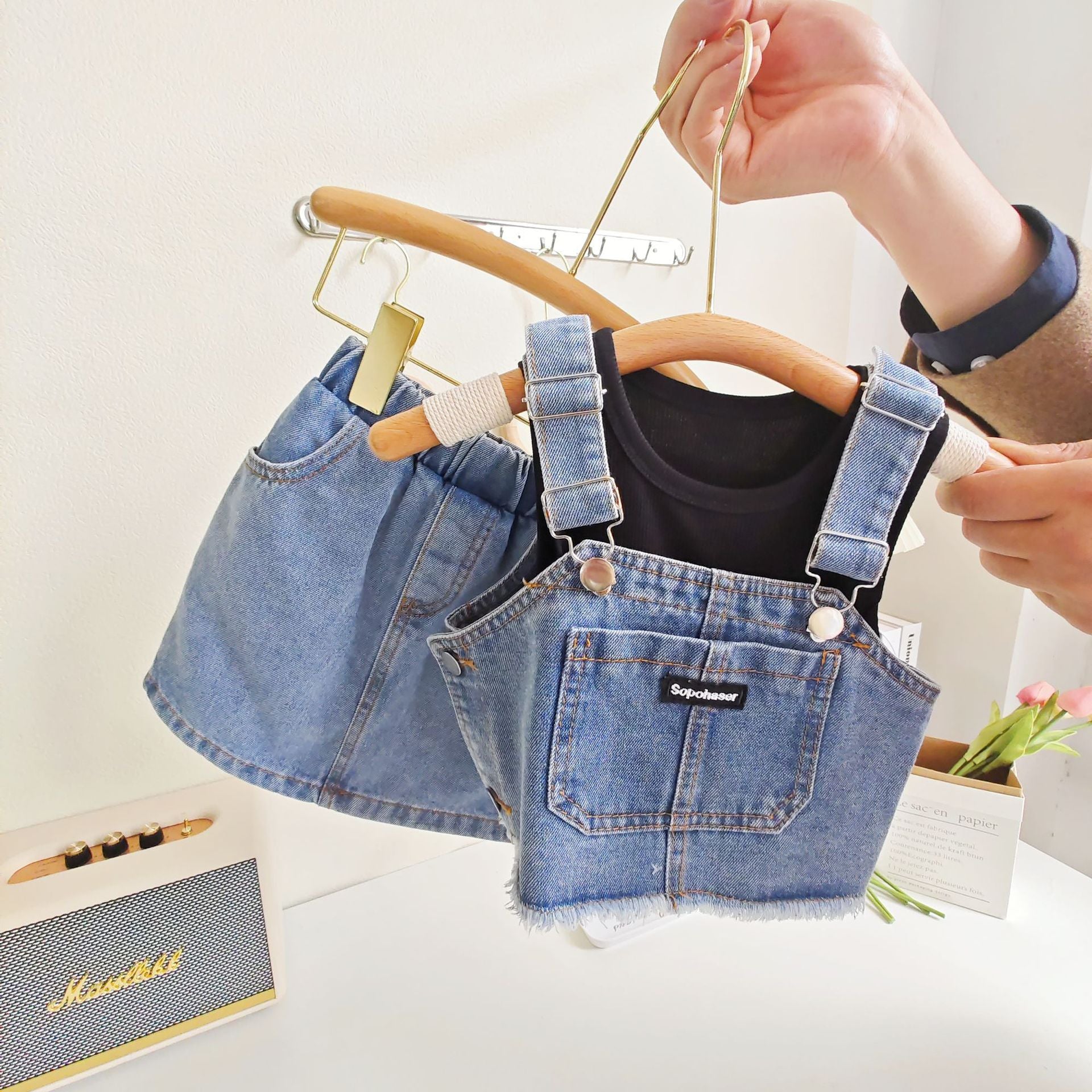 [363649] - 3in1 Oneset Setelan Jeans Baju Kodok Atasan Kaos Tanpa Lengan Bawahan Rok Anak Perempuan - Motif Cool Plain