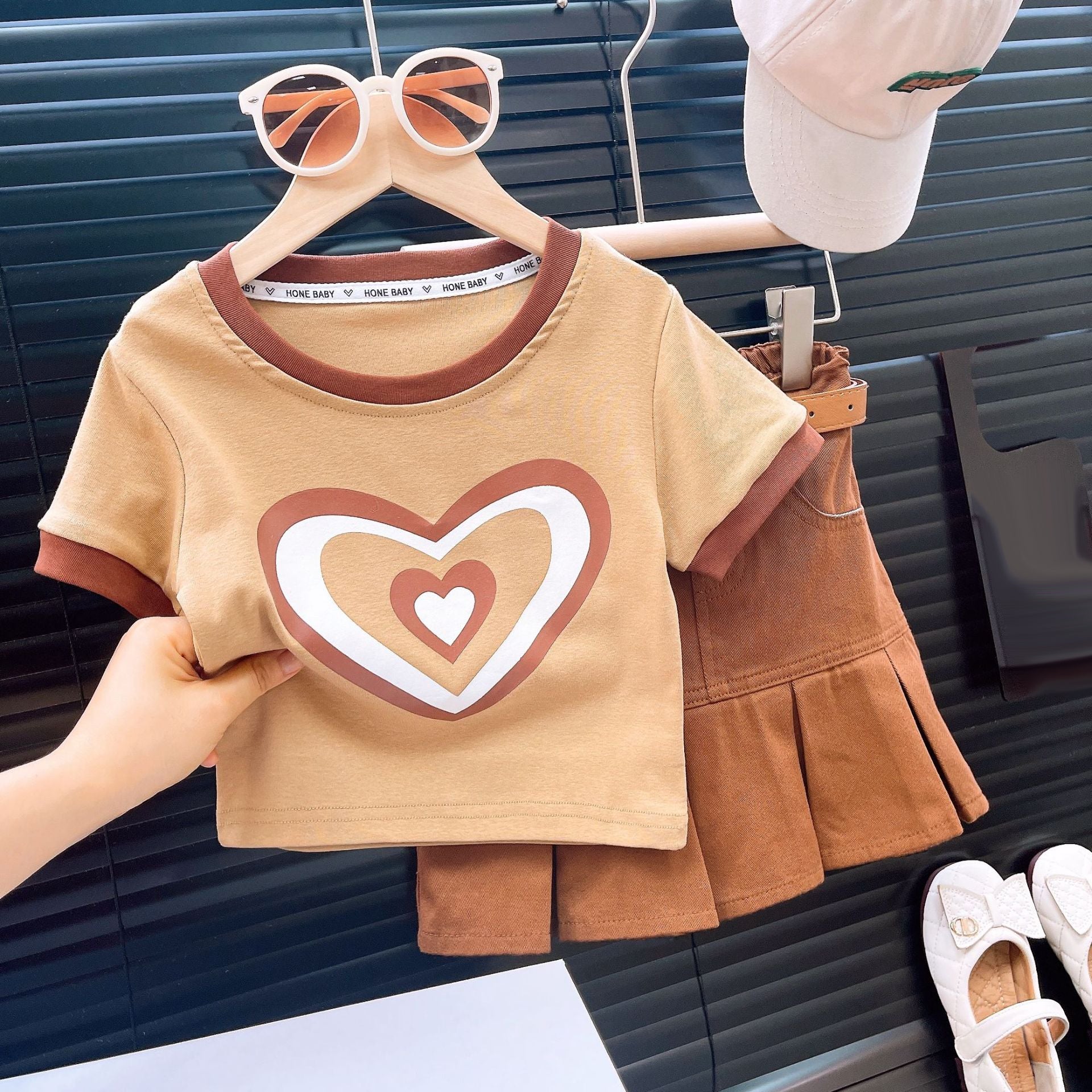 [363779] - Oneset Lucu Setelan Baju Kaos Lengan Pendek Bawahan Rok Jeans Denim Fashion Anak Perempuan Cewek - Motif Beautiful Heart