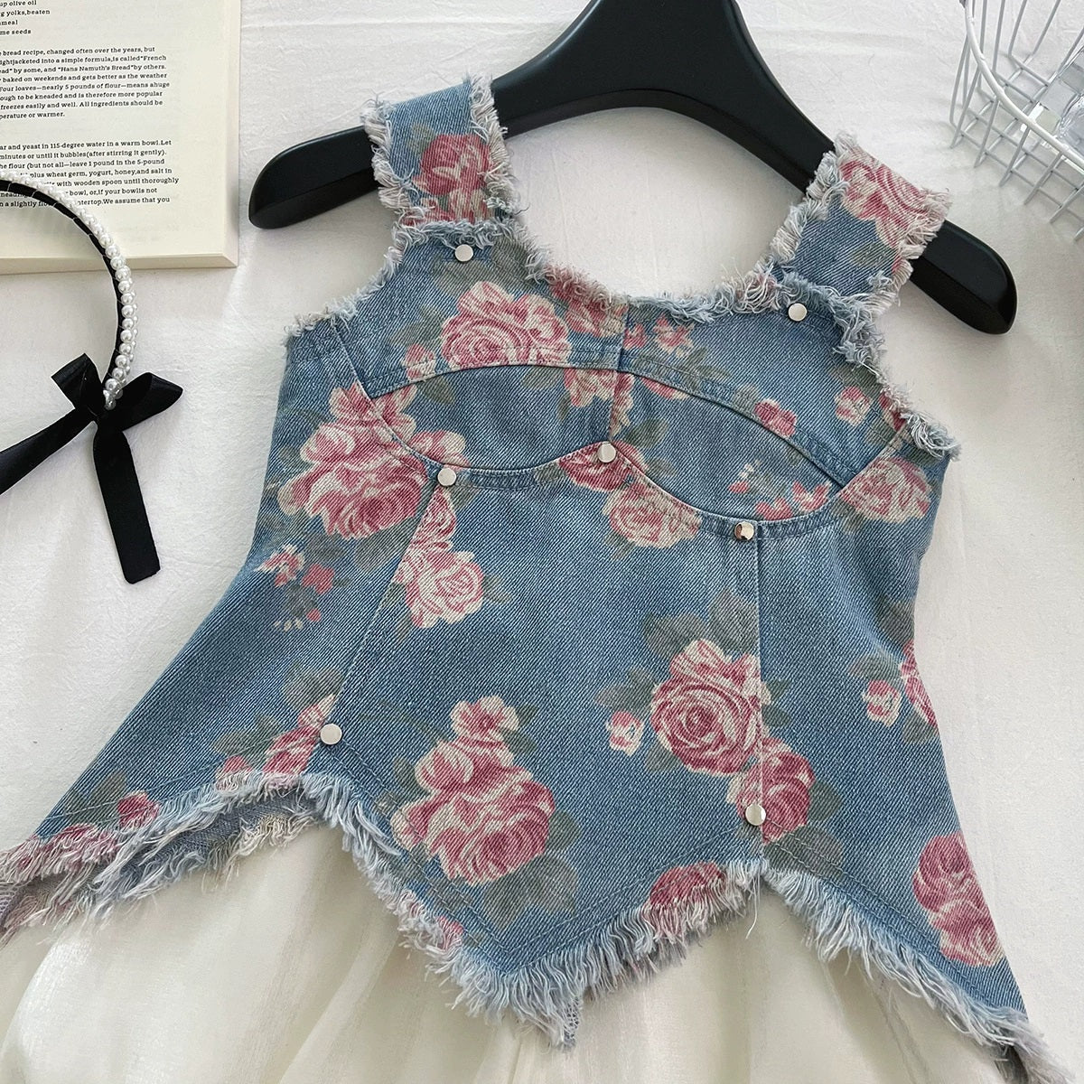 [363837] - One Set 2in1 Baju Setelan Blouse Denim Lengan Kutung Celana Pendek Fashion Anak Perempuan - Motif Pink Flower Tassel - BABYHOKI STORE