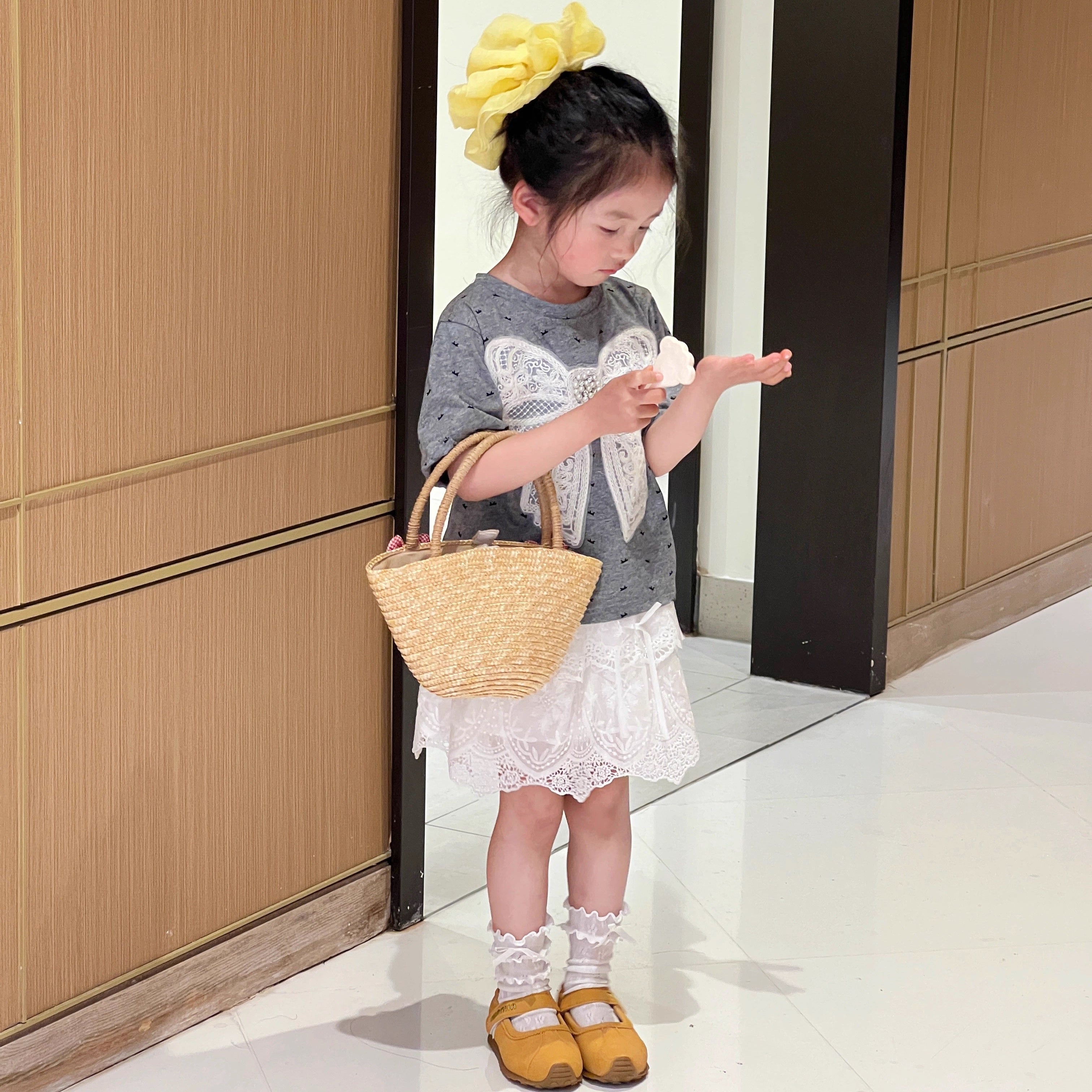 [363843] - Setelan Baju Atasan Kaos Lengan Pendek Bawahan Rok Renda Fashion Anak Perempuan - Motif Big Ribbon - BABYHOKI STORE