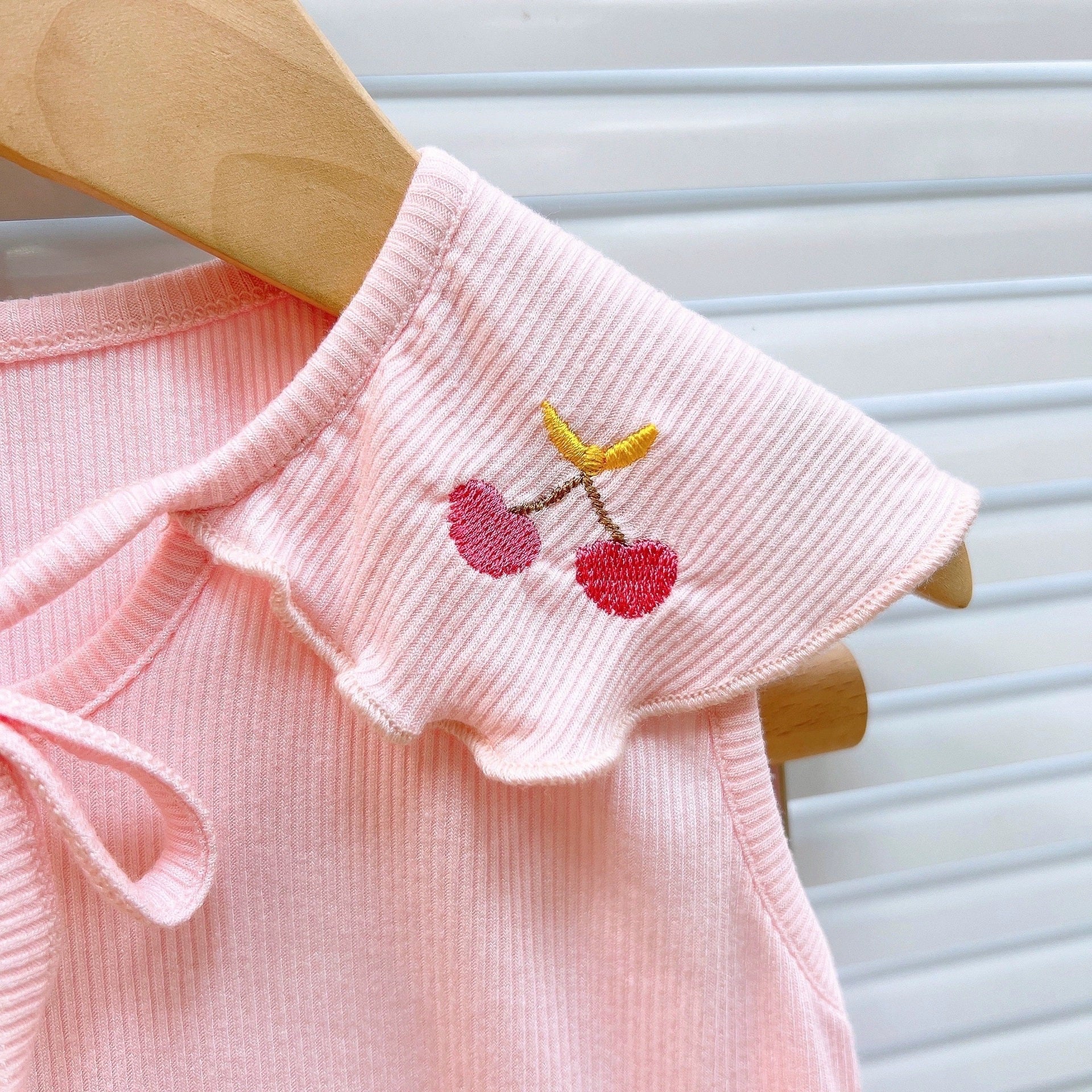 [363846] - One Set 2in1 Setelan Baju Atasan Blouse Lengan Kutung Bawahan Rok Mini Plisket Denim Fashion Anak Perempuan - Motif Renda Animal Fruit - BABYHOKI STORE