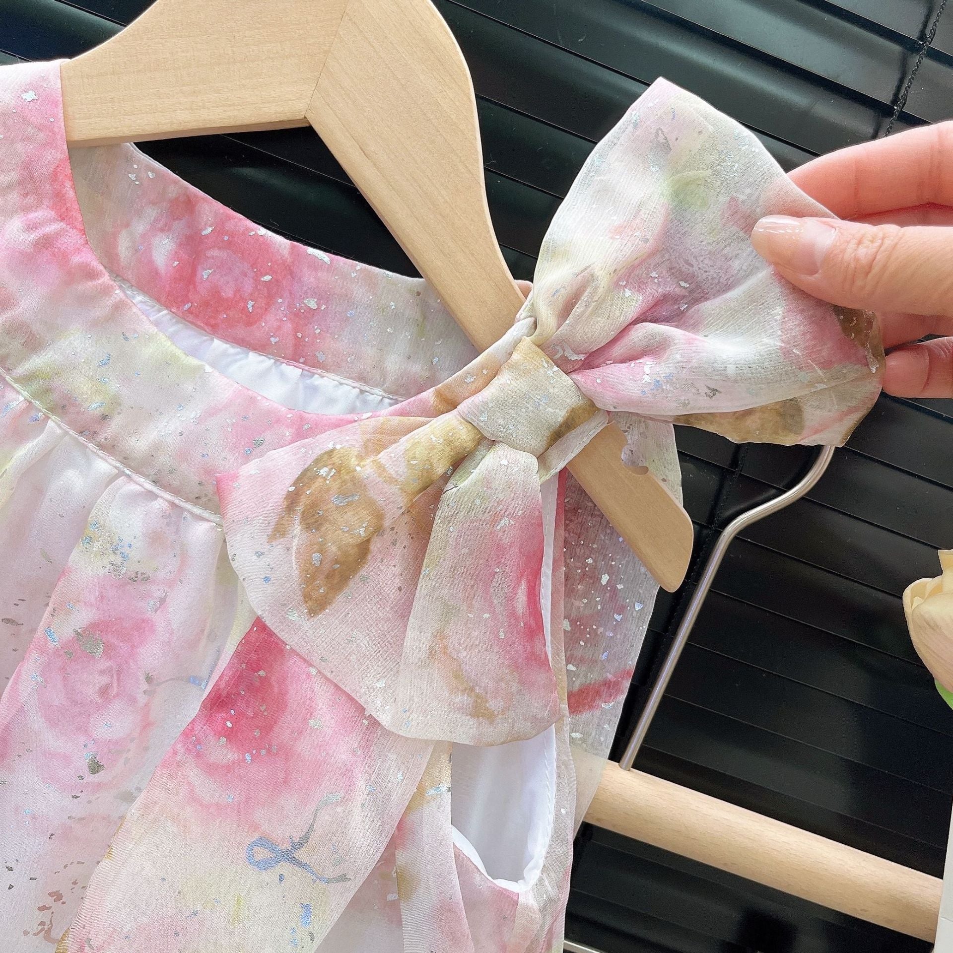[363857] - Oneset 2in1 Lucu Cantik Setelan Baju Atasan Blouse Bunga Lengan Kutung Bawahan Celana Pendek Fashion Anak Perempuan Cewek - Motif Pink Flower