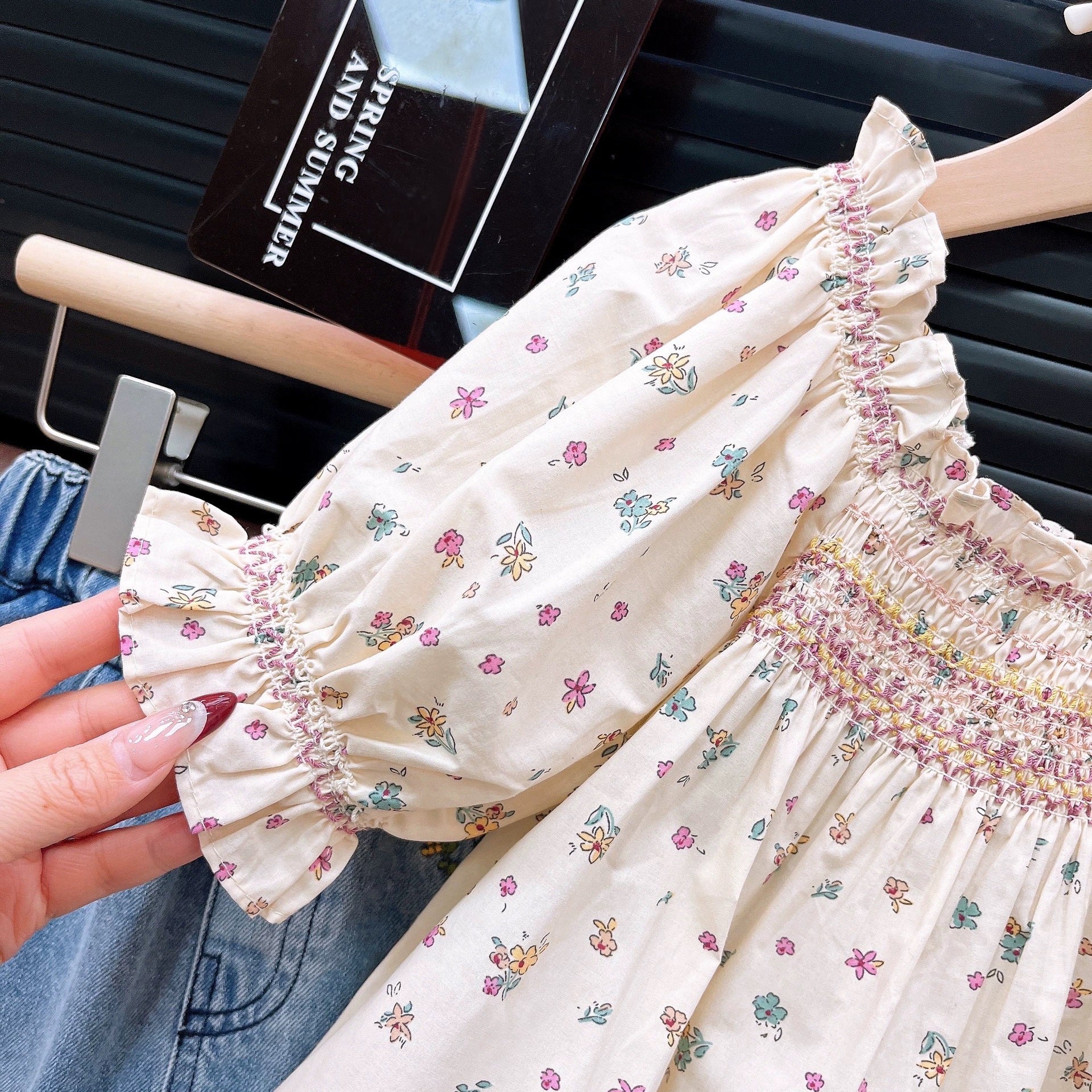 [363869] - One Set Floral Smock Baju Setelan Atasan Blouse Lengan Pendek Bawahan Rok Mini Denim Fashion Anak Perempuan