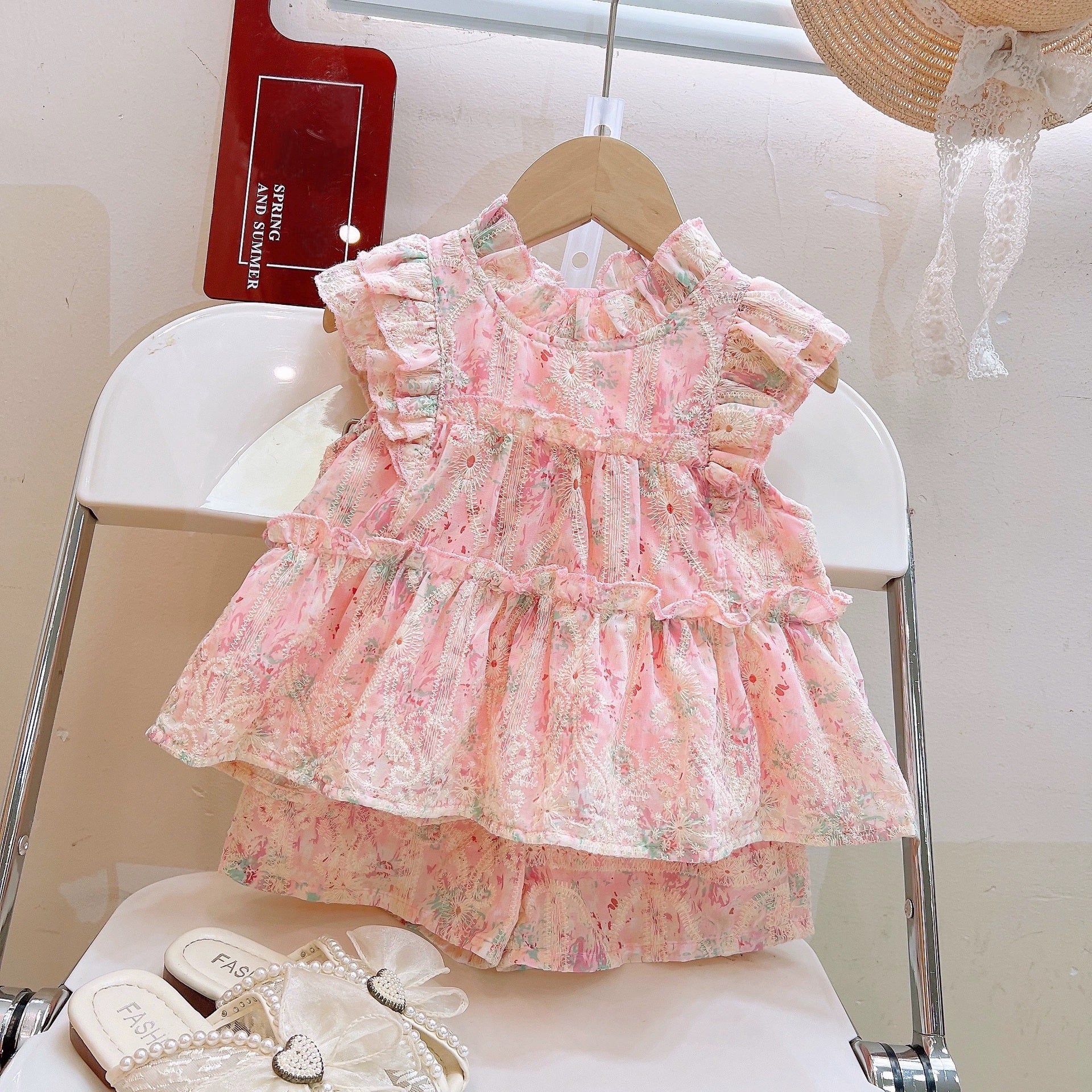 [363876] - One Set Renda Floral Cewek Setelan Baju Atasan Renda Lengan Kutung Bawahan Celana Pendek Fashion Anak Perempuan