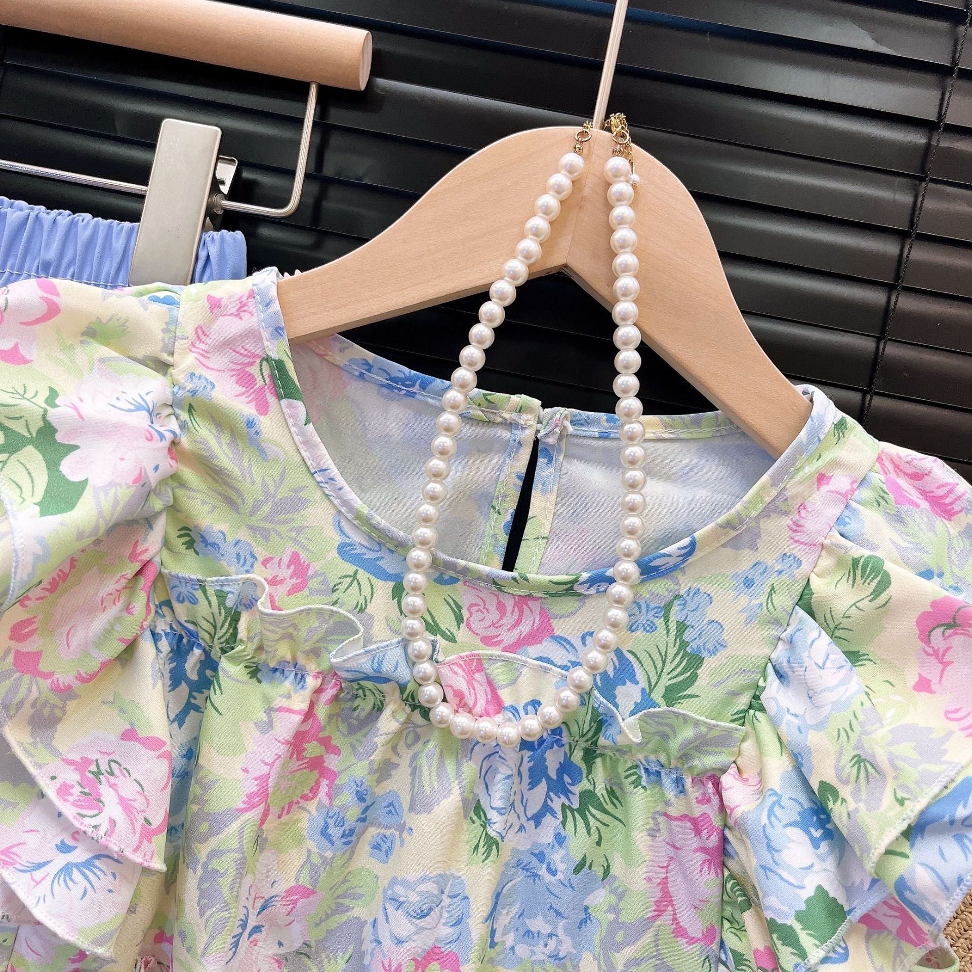 [363879] - One Set Floral Pastel Anak Cewek Baju Setelan Atasan Blouse Lengan Kutung Bawahan Celana Panjang Outfit Fashion Anak Perempuan