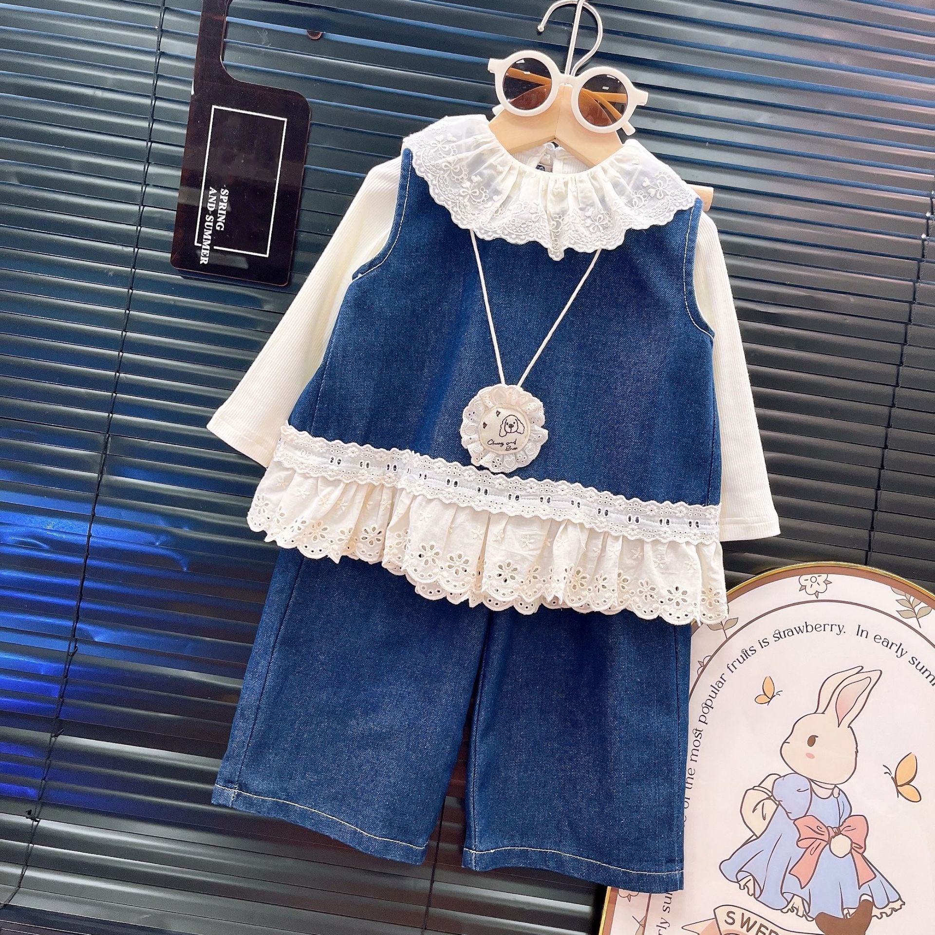 [363905] - One Set 3in1 Baju Setelan Atasan Lengan Panjang Vest Kutung Denim Bawahan Celana Panjang Denim Fashion Anak Cewek Perempuan - Motif Denim Lace - BABYHOKI STORE - BABYHOKI STORE
