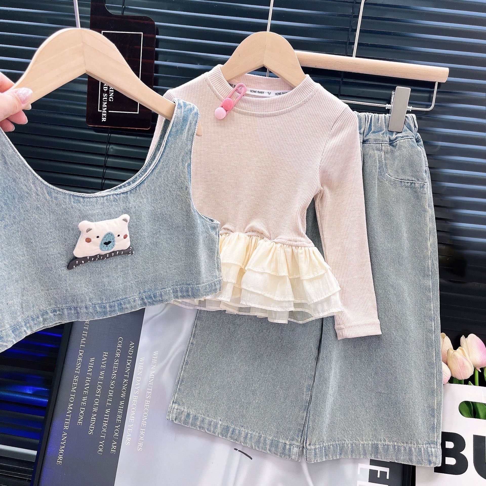 [363907] - One Set 3in1 Baju Setelan Atasan Lengan Panjang Vest Kutung Denim Bawahan Celana Panjang Denim Fashion Anak Cewek Perempuan - Motif 3D Animal Face - BABYHOKI STORE - BABYHOKI STORE