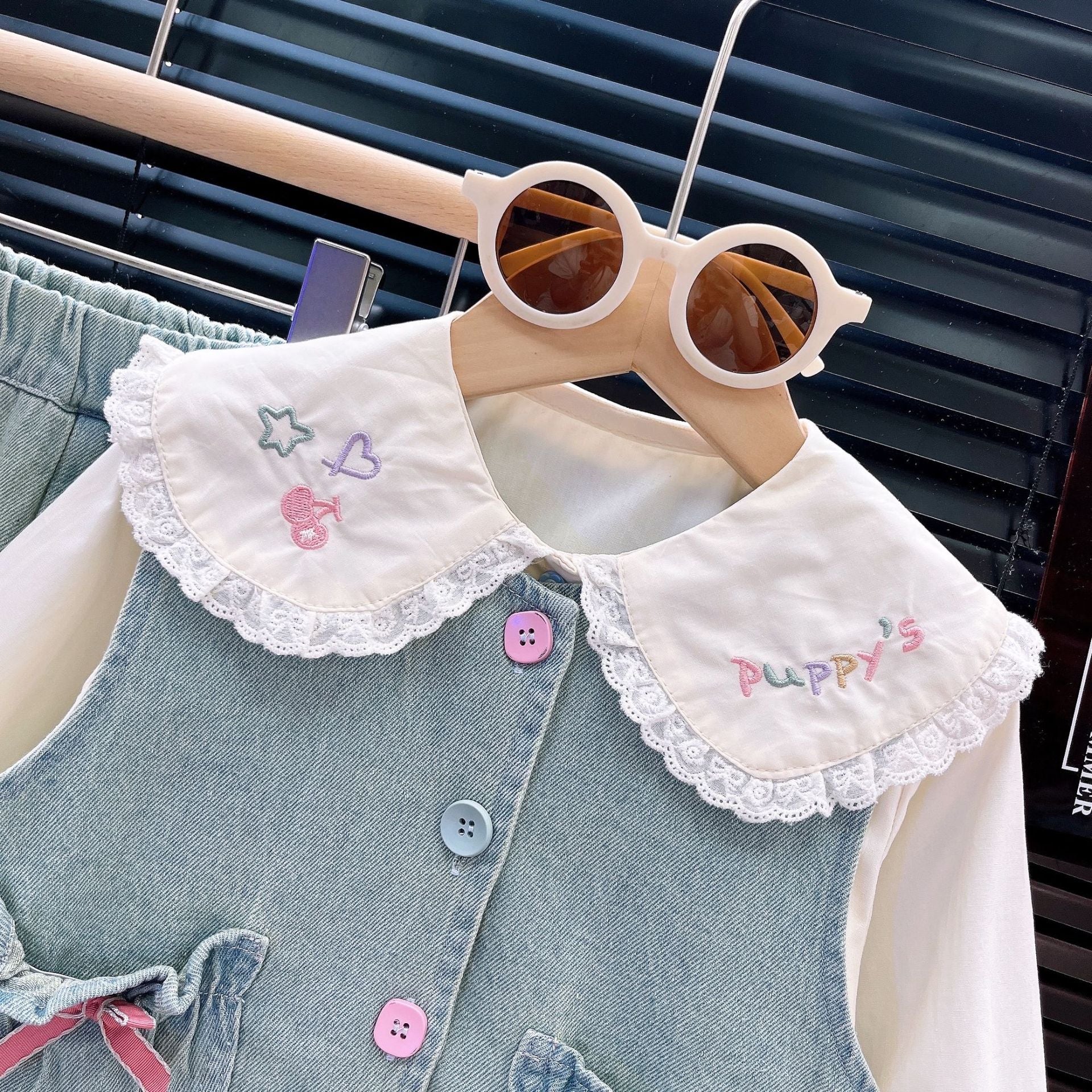 [363908] - One Set 3in1 Baju Setelan Atasan Blouse Renda Lengan Panjang Vest Kutung Denim Bawahan Celana Panjang Denim Fashion Anak Cewek Perempuan - Motif Love Star - BABYHOKI STORE