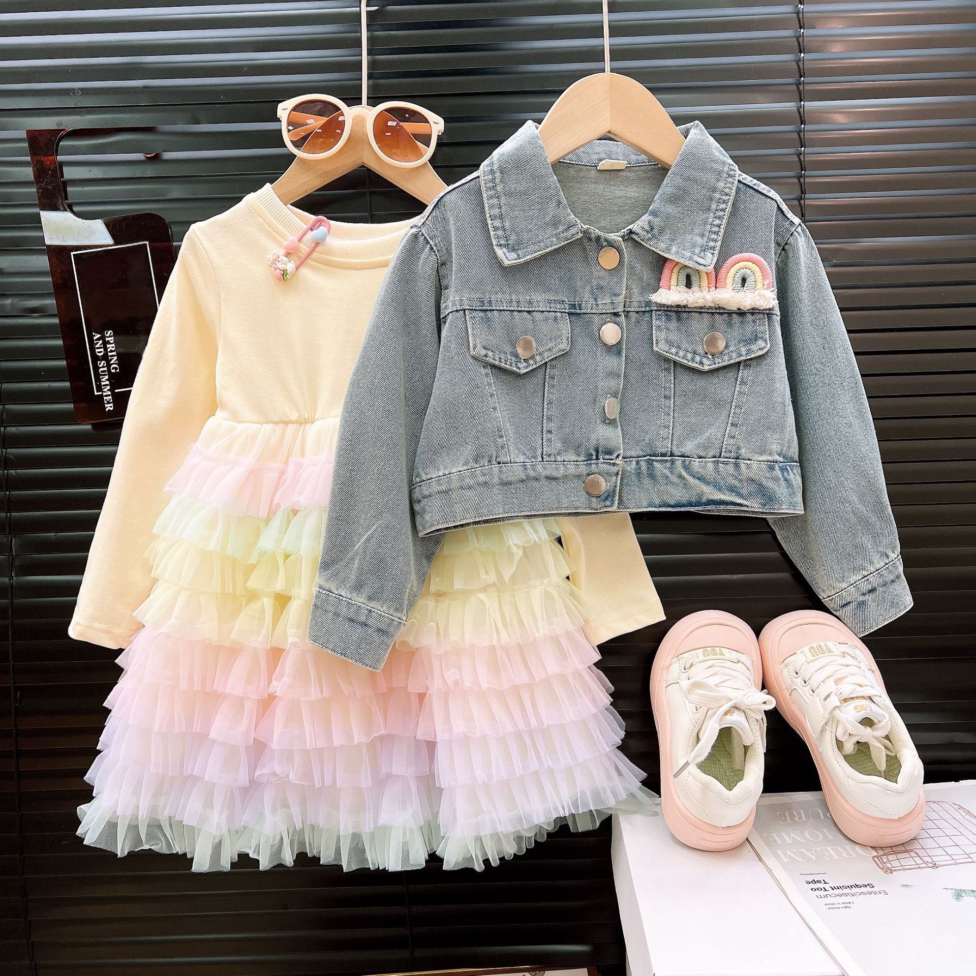 [363912] - One Set 2in1 Baju Setelan Dress Gaun Lengan Panjang Atasan Jaket Denim Fashion Anak Perempuan Cewek - Motif 3D Rainbow - BABYHOKI STORE