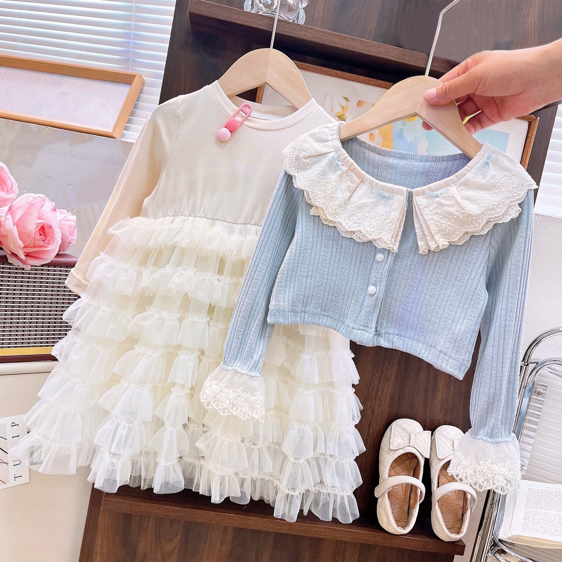 [363934] - One Set 2in1 Baju Setelan Dress Gaun Lengan Panjang Atasan Cardigan Vest Korean Fashion Anak Perempuan Cewek - Motif Cute Lace - BABYHOKI STORE - BABYHOKI STORE