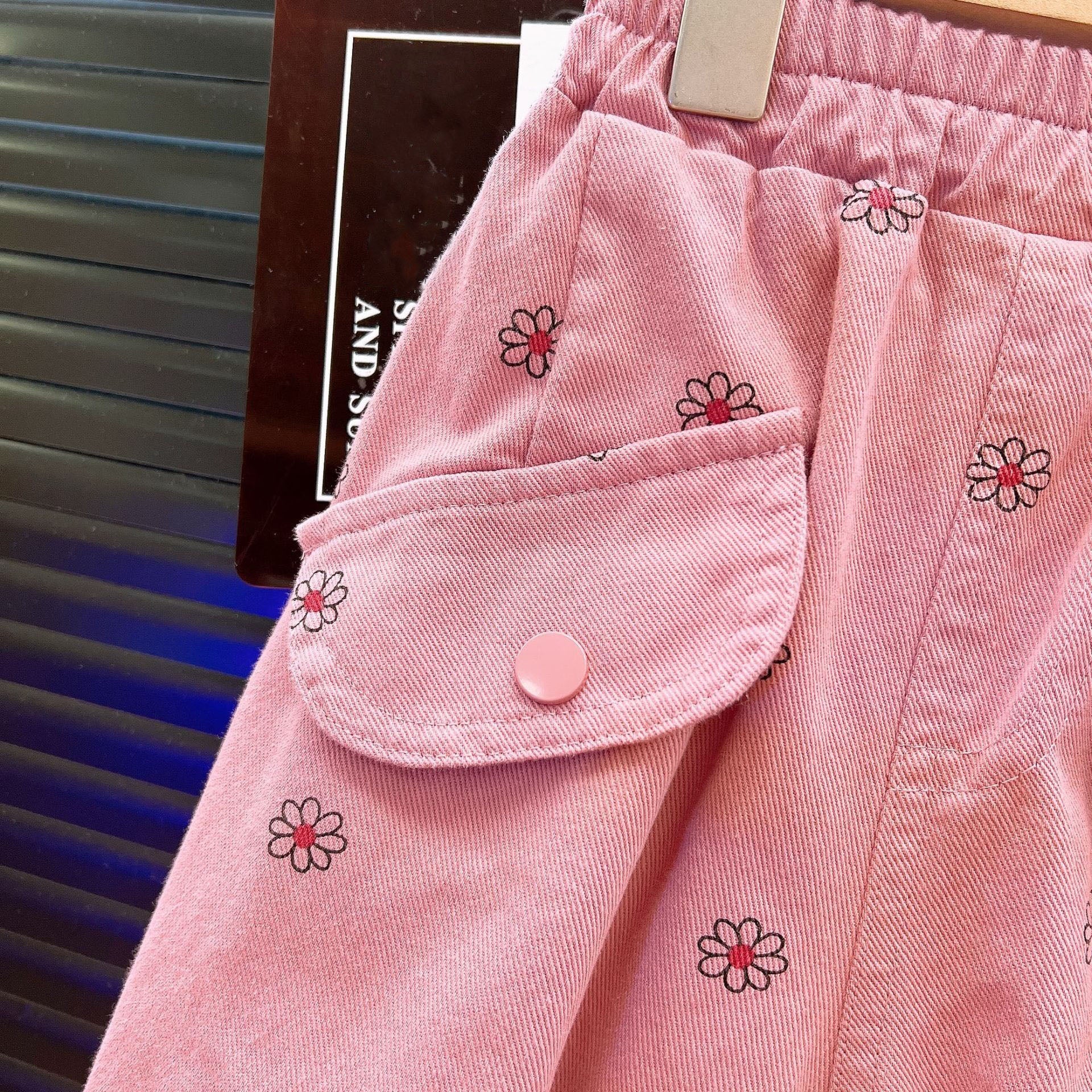 [363946] - One Set 2in1 Baju Setelan Atasan Jaket Jeans Lengan Panjang Bawahan Celana Panjang Jeans Fashion Korean Style Trendy Anak Cewek Perempuan - Motif Small Flower - BABYHOKI STORE - BABYHOKI STORE