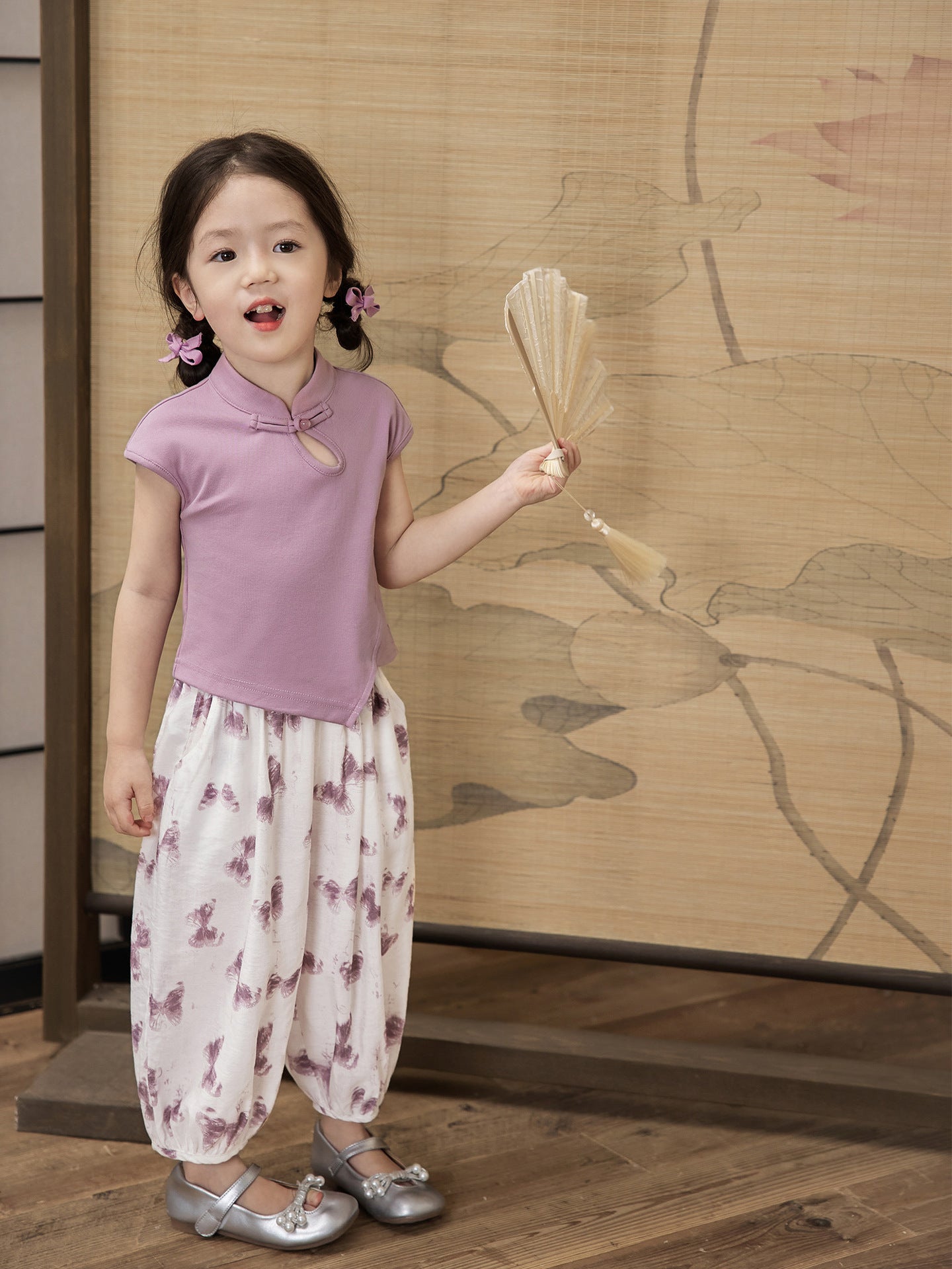 [5071061] - Setelan Baju Kutung Celana Panjang Fashion Anak Perempuan - Motif Calligraphy Art
