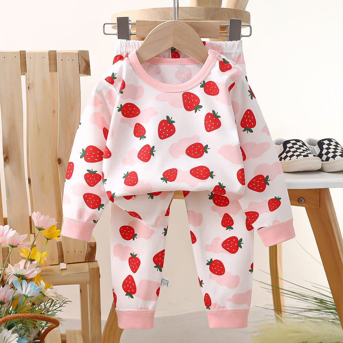 [703119] - Baju Tidur Setelan Piyama Fashion Anak Perempuan - Motif Sweet Strawberry