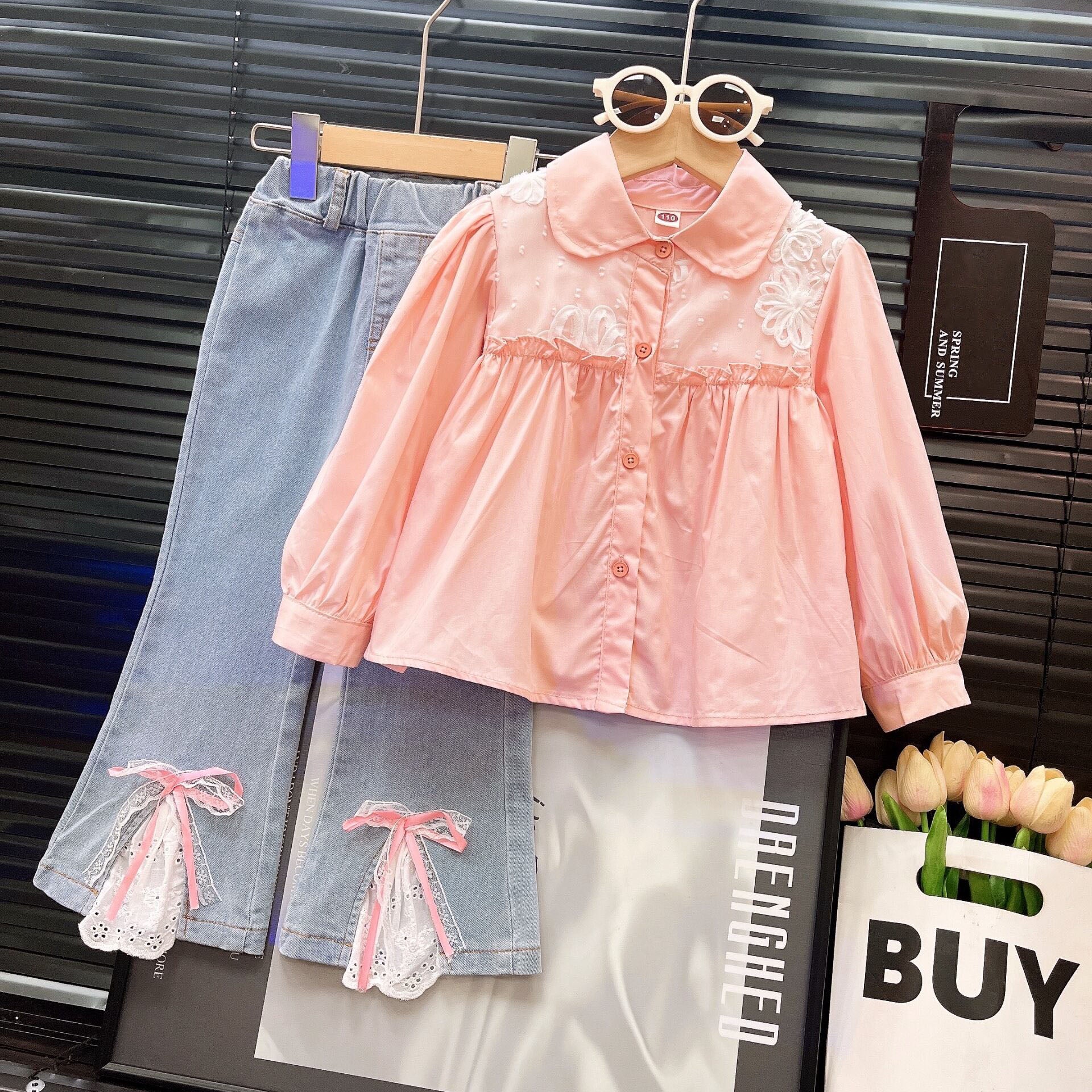 [963111] - One Set 2in1 Baju Setelan Atasan Blouse Lengan Panjang Bawahan Celana Panjang Jeans Cutbray Korean Fashion Style Anak Perempuan Cewek - Motif Top Flower Bottom Bow - BABYHOKI STORE