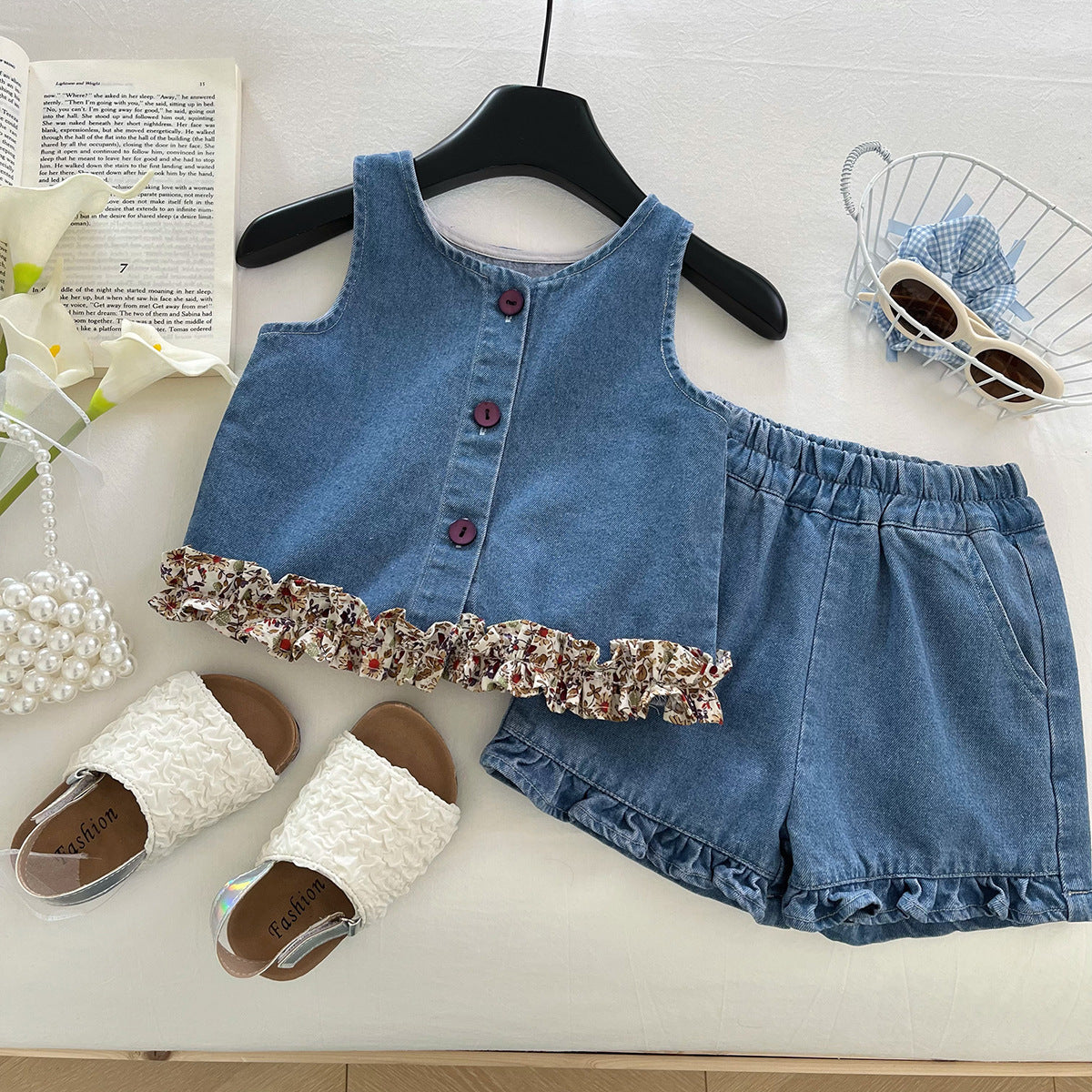 [963158] - One Set 2in1 Baju Setelan Atasan Lengan Kutung Bawahan Celana Pendek Korean Version Style Anak Perempuan Cewek - Motif Denim Floral - BABYHOKI STORE - BABYHOKI STORE