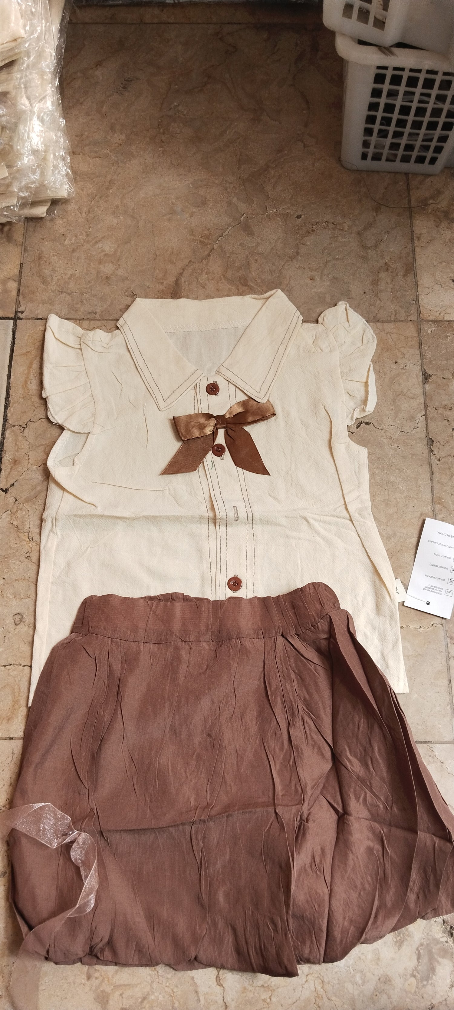 [340415-V1] - Baju Setelan Blouse Kutung Fashion Import Anak Perempuan - Motif Plain Ribbon