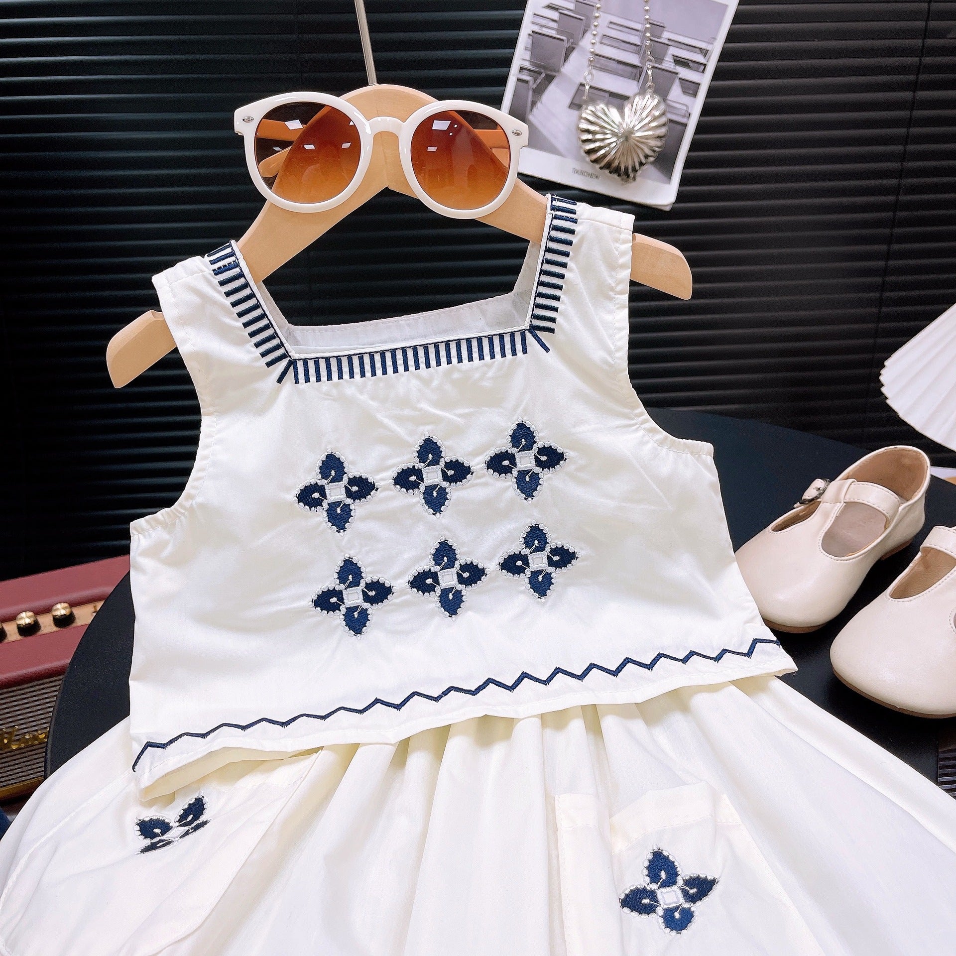 [363768] - Setelan One Set Baju Crop Tanpa Lengan Bawahan Rok Panjang Fashion Anak Perempuan - Motif Wavy Leaf