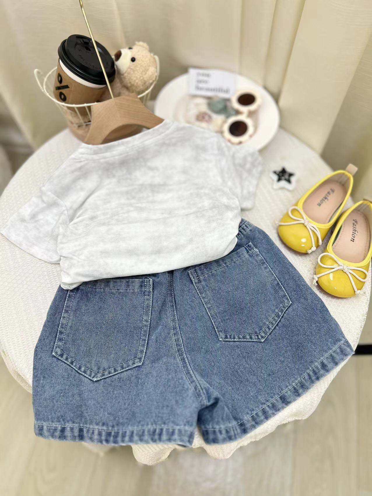 [363794] - One Set Anak Cewek Setelan Baju Lengan Pendek Bawahan Rok Celana Jeans Pendek Fashion Anak Perempuan - Motif Butterfly Denim