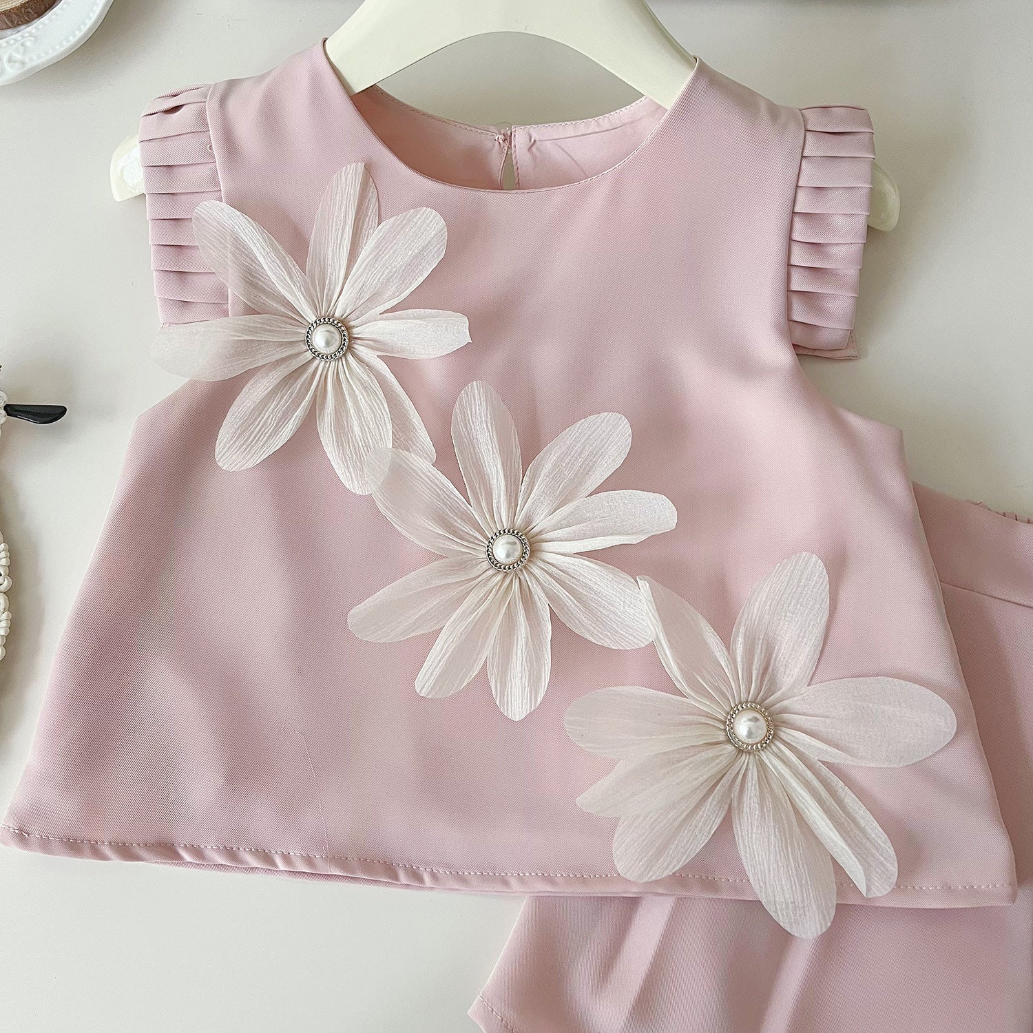 [963278] - One Set 2in1 Baju Setelan Atasan Blouse Lengan Kutung Bawahan Celana Pendek Style Korean Anak Perempuan Cewek - Motif Pearl Flower- BABYHOKI STORE