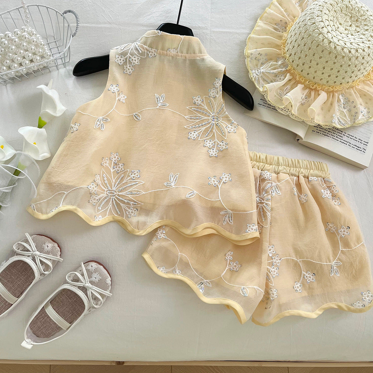 [963197] - One Set 2in1 Baju Setelan Cheongsam Shanghai Imlek Atasan Lengan Kutung Bawahan Celana Pendek Chinese Fashion Anak Perempuan Cewek - Motif Floral Plate - BABYHOKI STORE