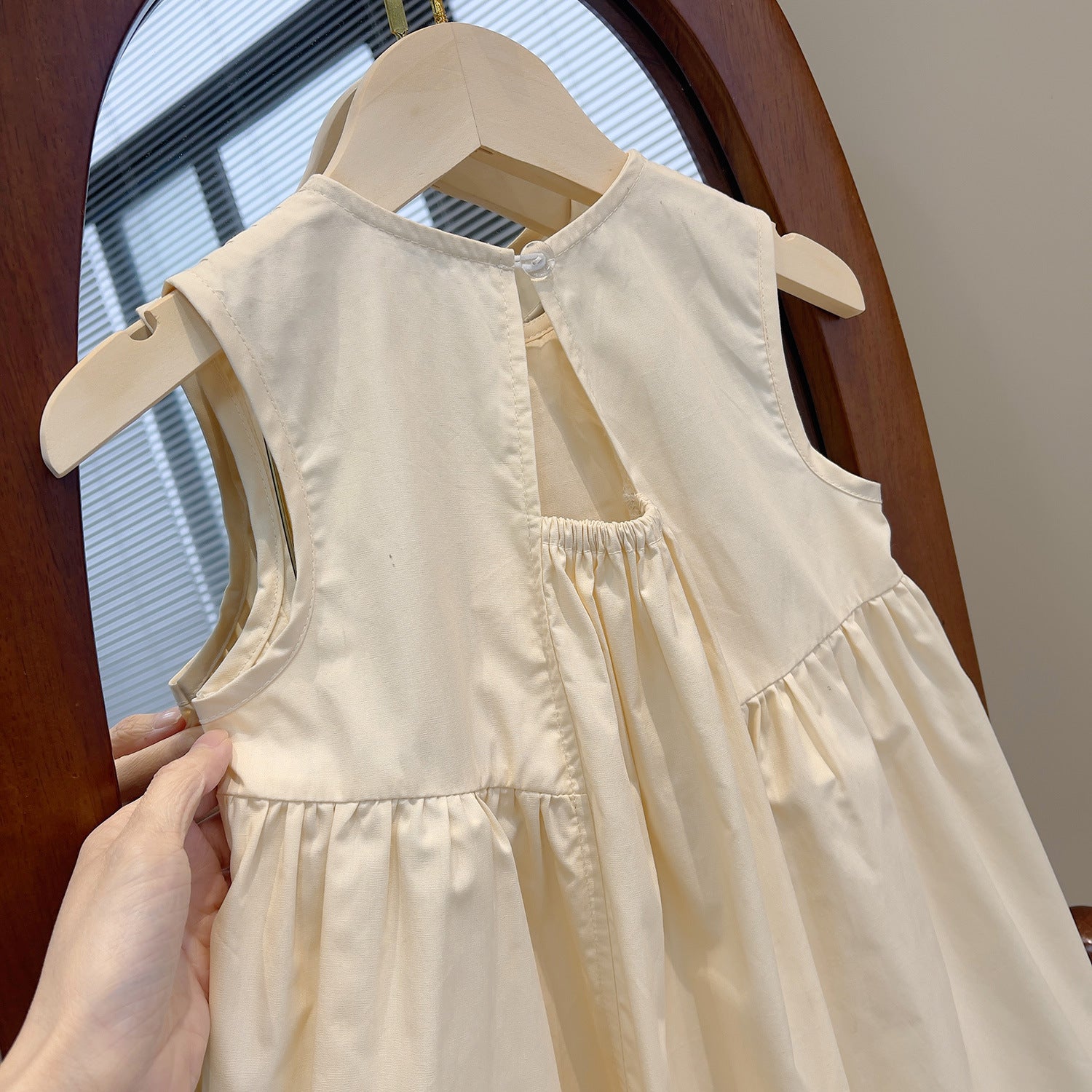 [363722] - Baju Dress Model A-Line Tanpa Lengan Fashion Anak Perempuan - Motif Plain Folds