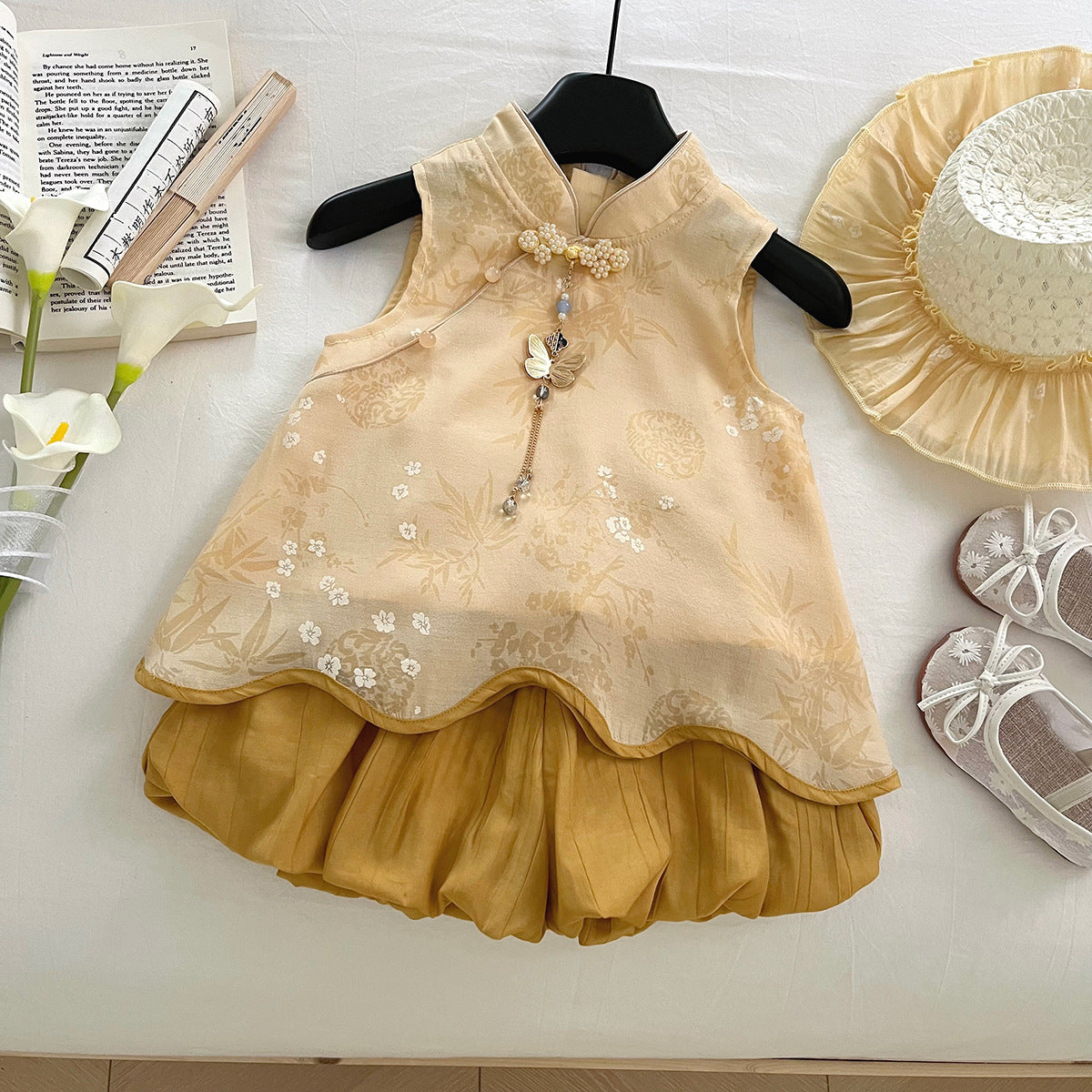 [963201] - One Set 2in1 Baju Setelan Cheongsam Shanghai Imlek Atasan Lengan Kutung Bawahan Celana Pendek Chinese Fashion Style Anak Perempuan Cewek - Motif Yellow Flower - BABYHOKI STORE