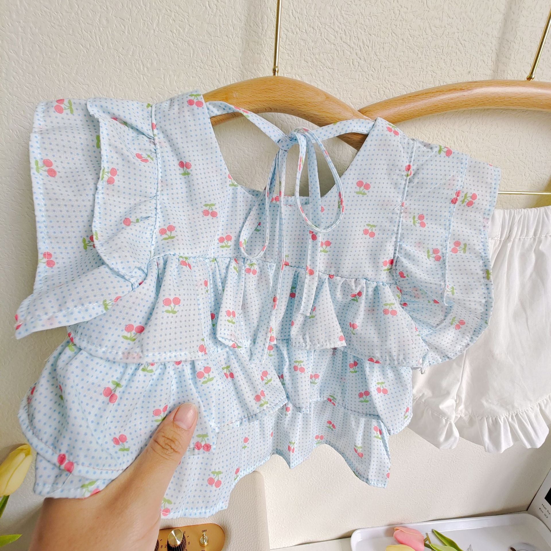 BABYHOKI STORE Usia 7 8 9 10 Tahun Baju Anak Tanggung Cewek [363669] - Baju Setelan Blouse Kutung Celana Pendek Fashion Anak Perempuan - Motif Little Cherry