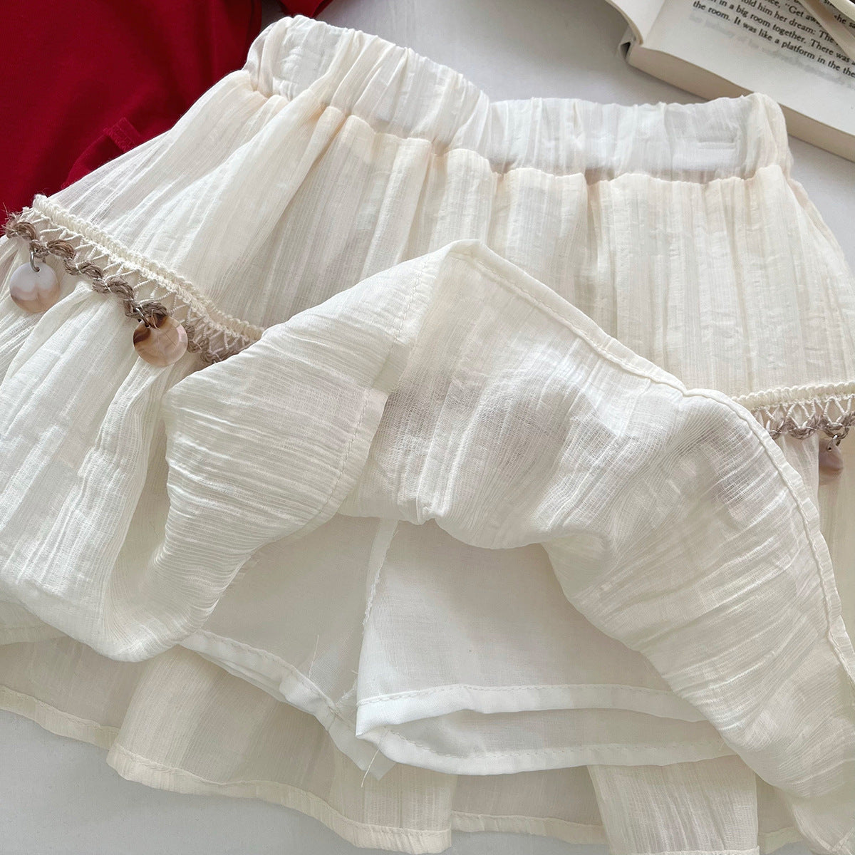 [963102] - One Set 2in1 Baju Setelan Atasan Kaos Strappy Lengan Pendek Bawahan Celana Rok Pendek Fashion Anak Perempuan Cewek - Motif Neck Accents Trinkets - BABYHOKI STORE