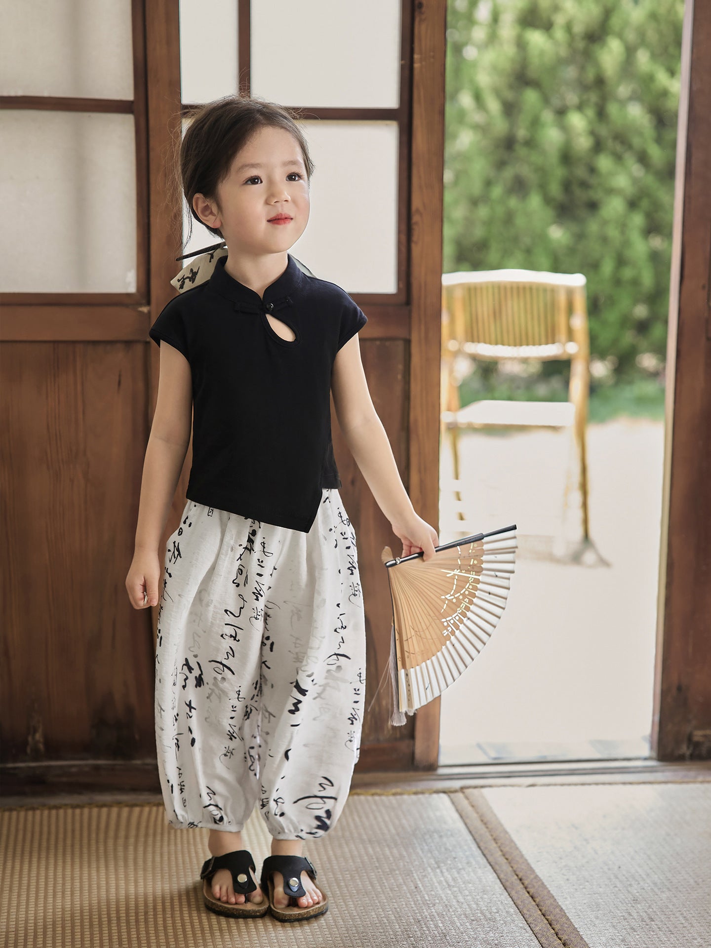 [5071061] - Setelan Baju Kutung Celana Panjang Fashion Anak Perempuan - Motif Calligraphy Art