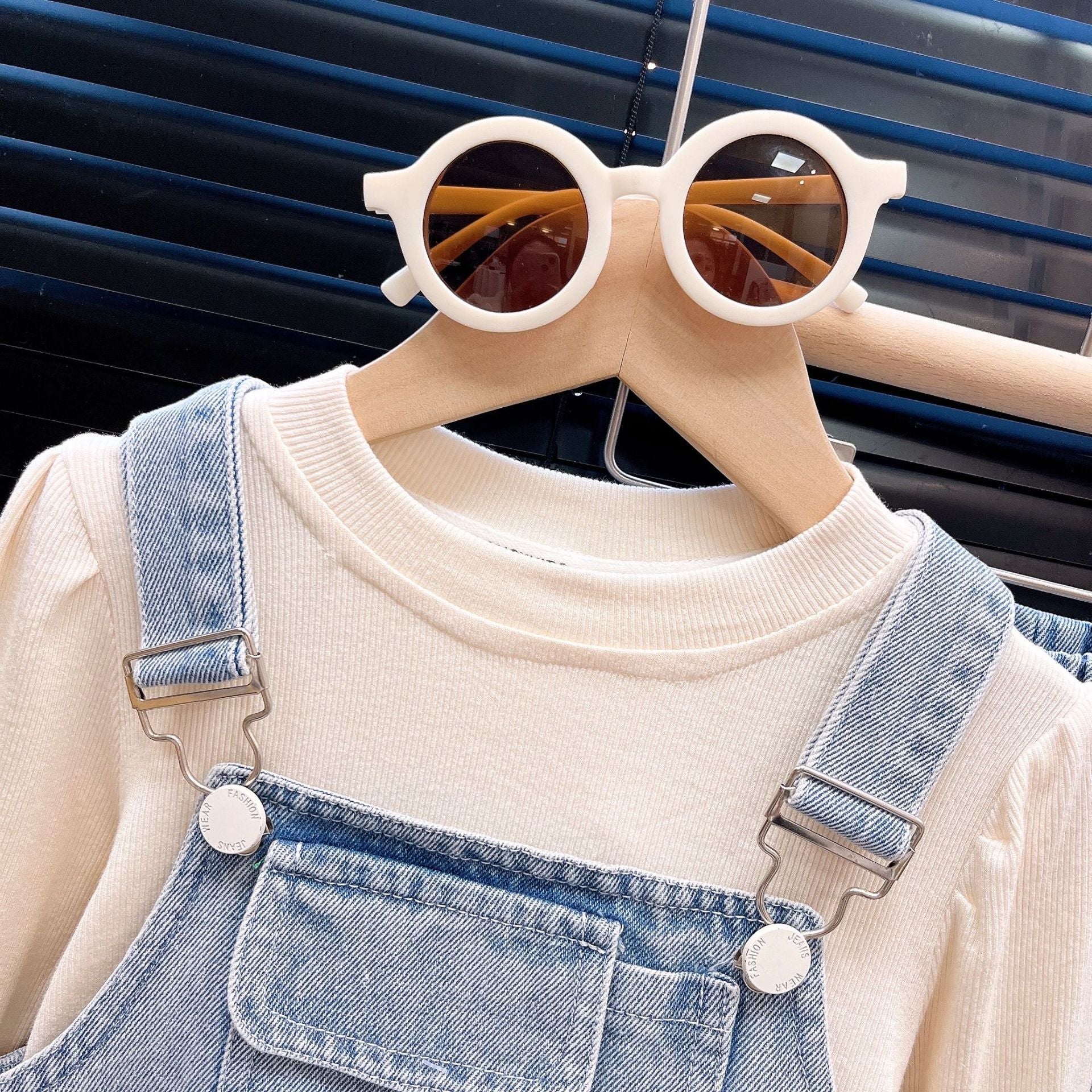 [363915] - One Set 3in1 Baju Setelan Atasan Lengan Panjang Vest Kutung Denim Renda Bawahan Celana Panjang Kulot Denim Fashion Anak Cewek Perempuan - Motif Lace Pockets - BABYHOKI STORE - BABYHOKI STORE