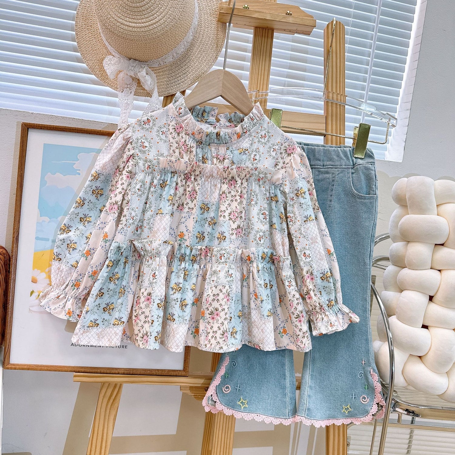 [363778] - Setelan Baju Blouse Lengan Panjang Celana Jeans Panjang Fashion Anak Perempuan - Motif Star Flowers