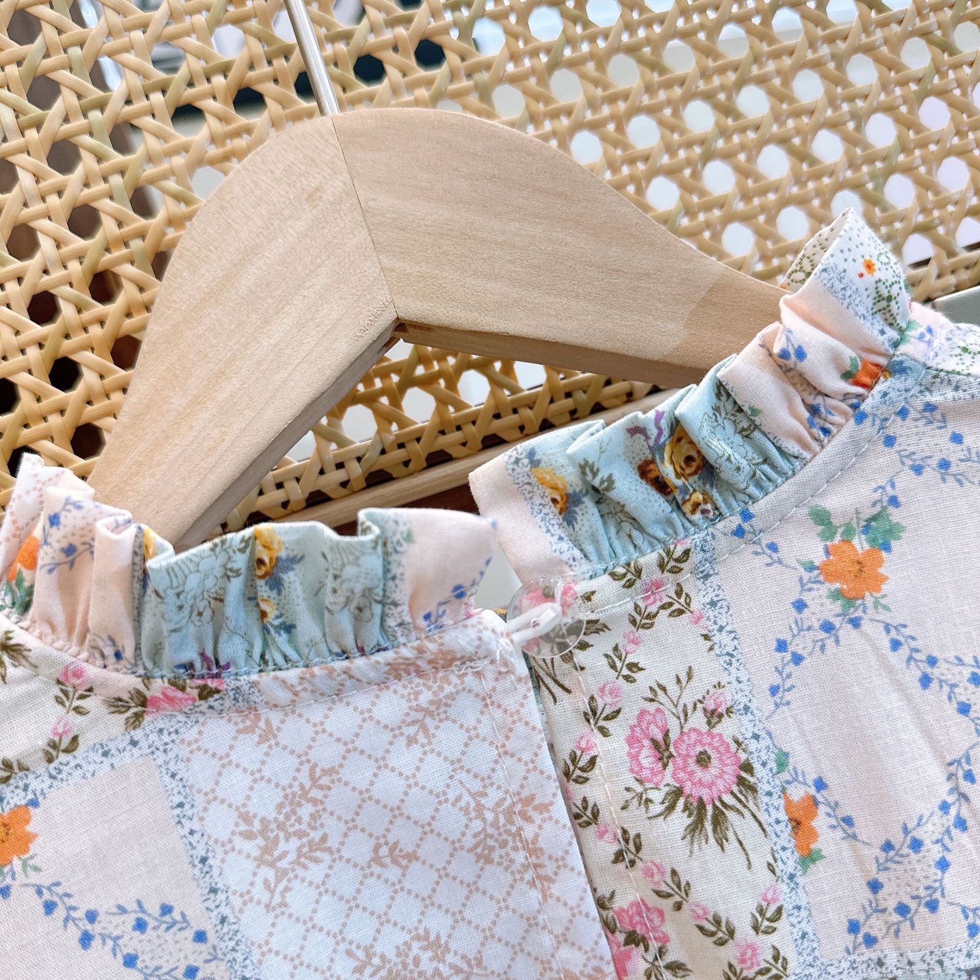 [363778] - Setelan One Set Shabby Baju Blouse Lengan Panjang Celana Jeans Tipis Panjang Fashion Anak Perempuan - Motif Star Flowers