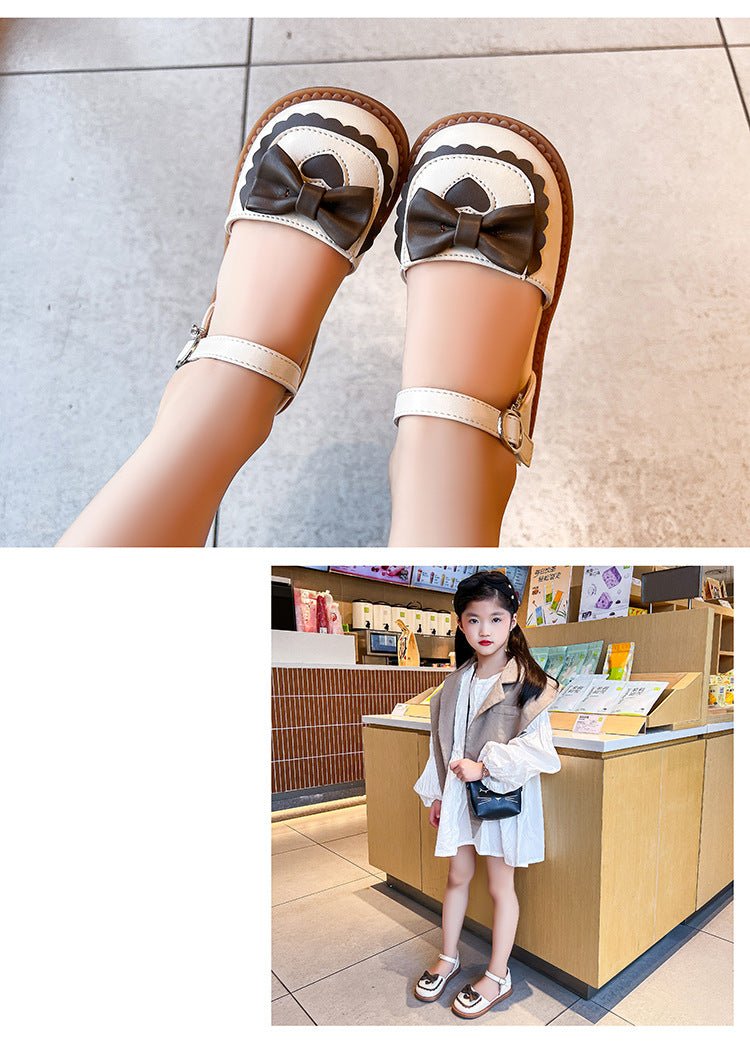 [381249 Size 26-36] - Sepatu Sandal Flat Slip On Anak Perempuan - Motif Love Ribbon