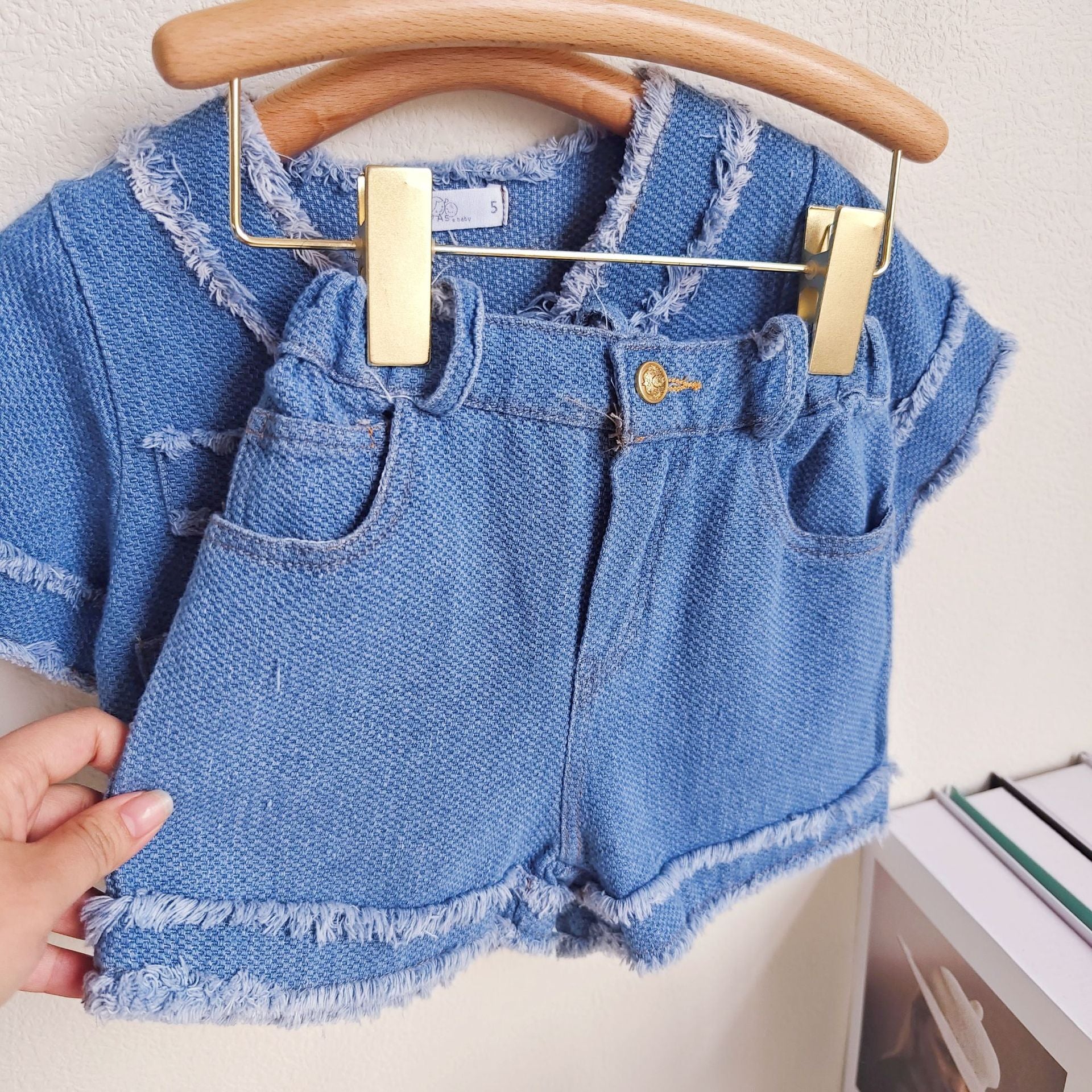 BABYHOKI STORE Usia 7 8 9 10 Tahun Baju Anak Tanggung Cewek [363625] - Setelan Cardigan Celana Pendek Jeans Anak Perempuan - Motif Messy Fur