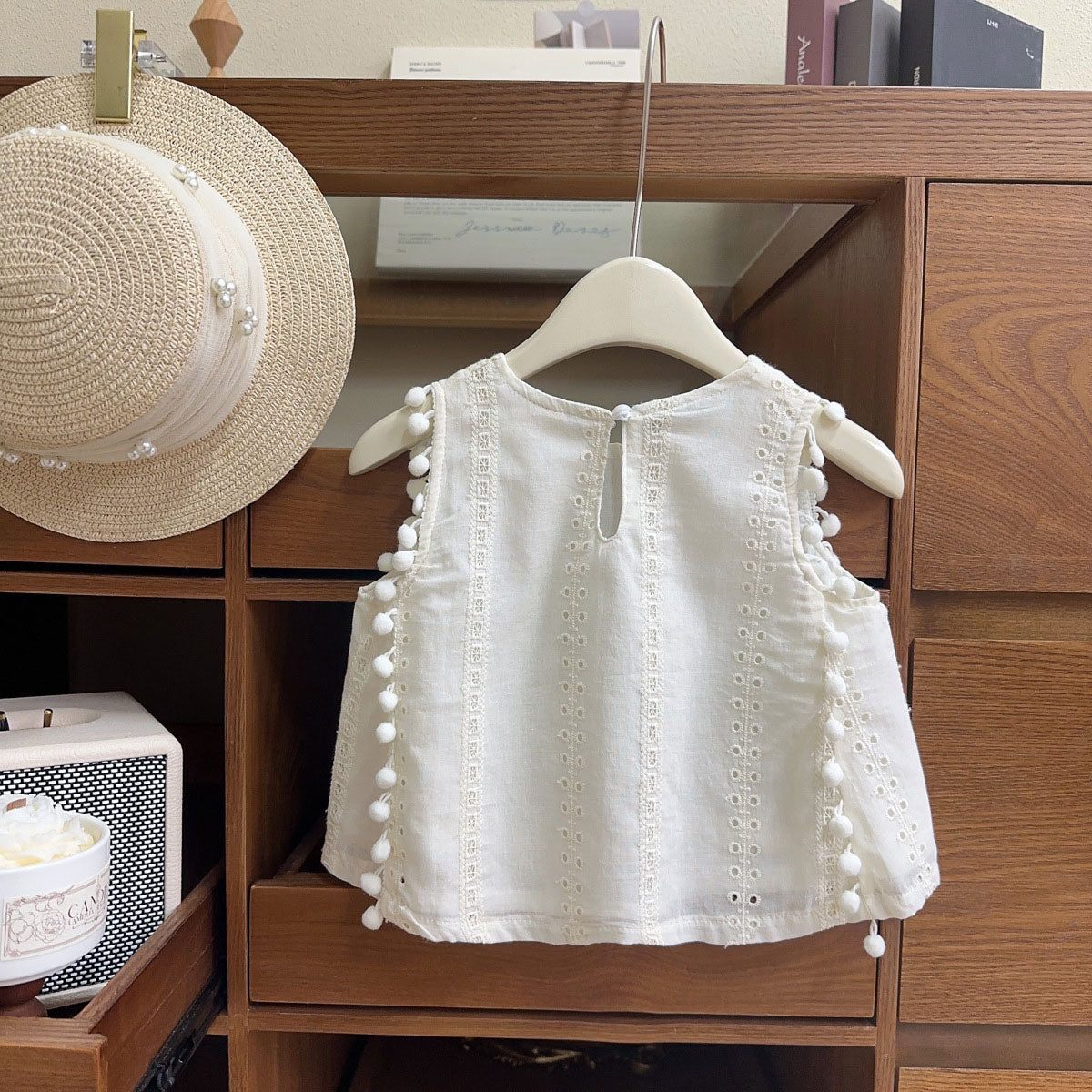 [963247] - One Set 2in1 Baju Setelan Atasan Blouse Lengan Kutung Bawahan Panjang Jeans Kulot Korean Style Anak Perempuan Cewek - Motif Pom Pom - BABYHOKI STORE