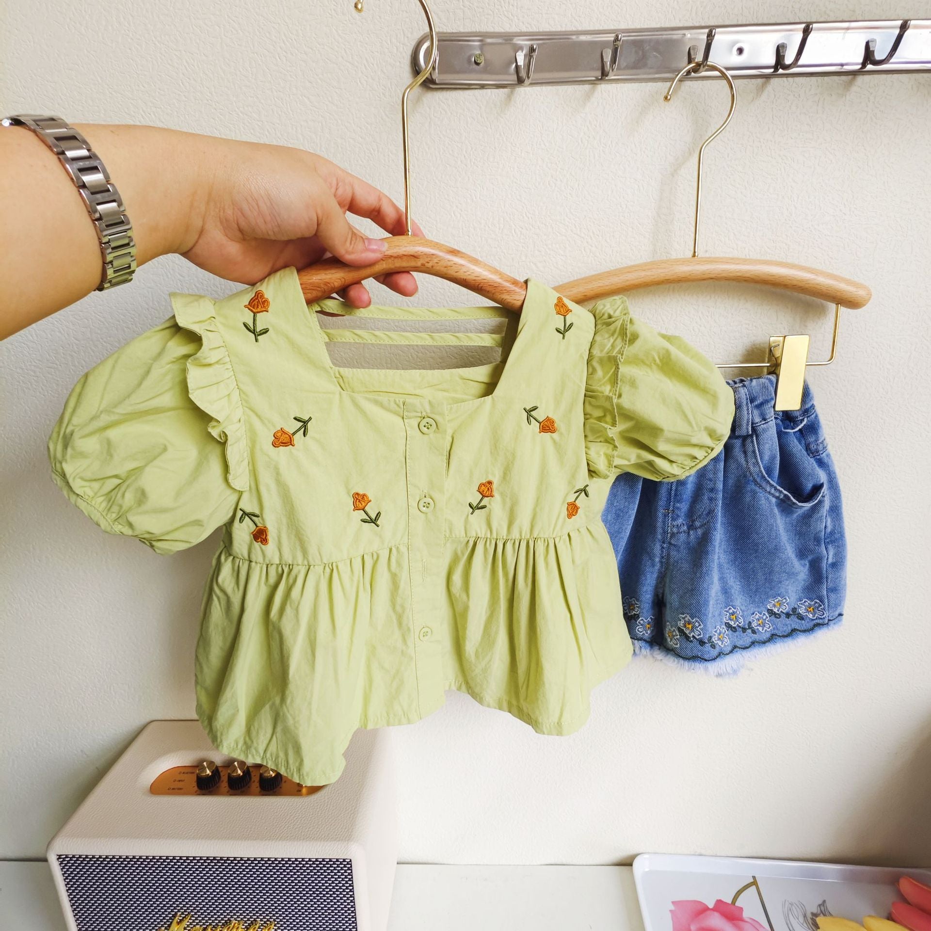 BABYHOKI STORE Usia 7 8 9 10 Tahun Baju Anak Tanggung Cewek [363652] - Setelan Atasan Lengan Pendek Celana Pendek Anak Perempuan - Motif Little Flower