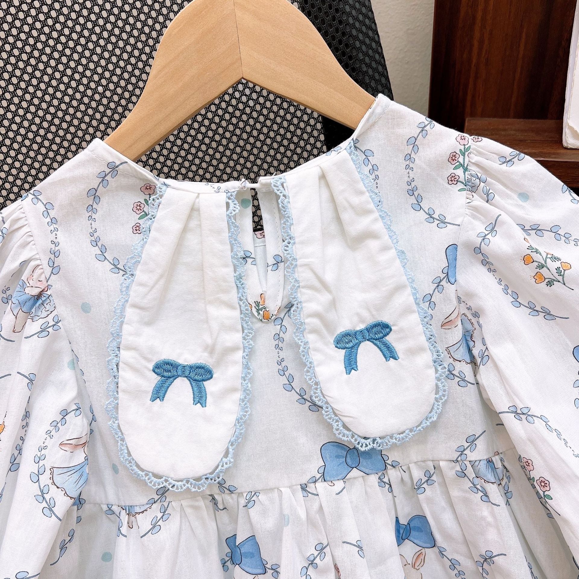 [363817] - Setelan Baju Blouse Lengan Panjang Bawahan Celana Jeans Panjang Fashion Anak Perempuan - Motif Animal Flowers