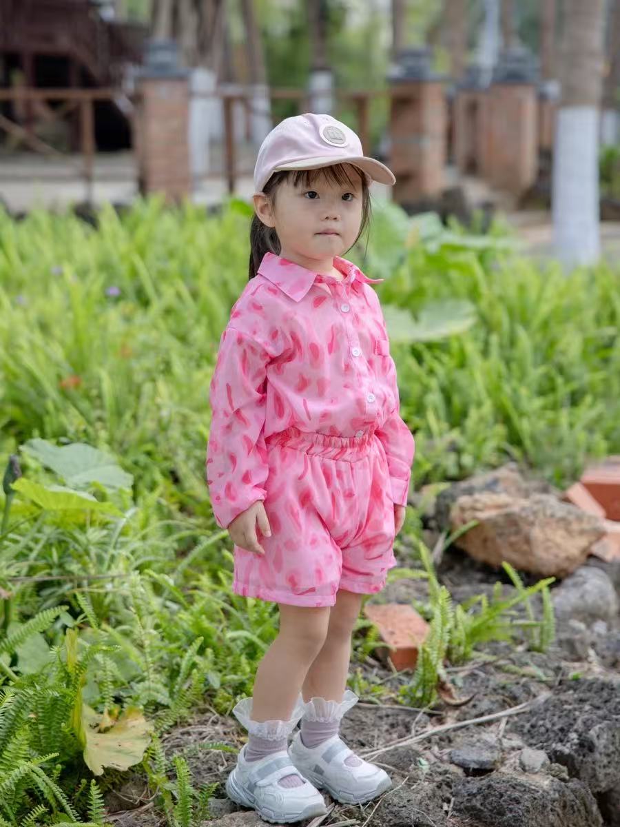[363709] - One Set Korea Anak Cewek Baju Setelan Kemeja Panjang Celana Pendek Fashion Anak Cewek - Motif Faint Scene