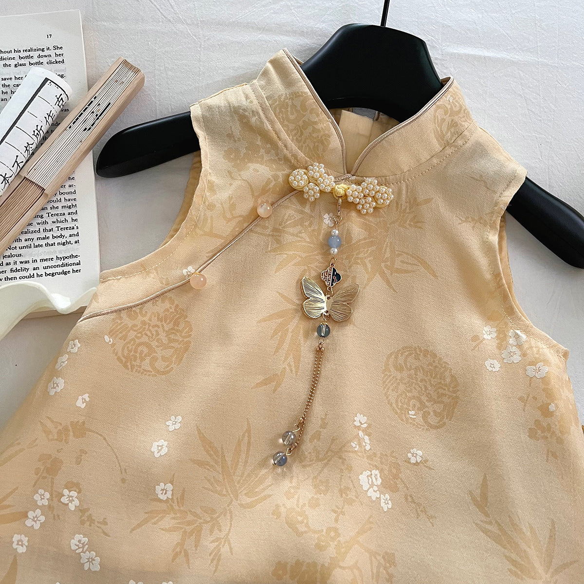 [963201] - One Set 2in1 Baju Setelan Cheongsam Shanghai Imlek Atasan Lengan Kutung Bawahan Celana Pendek Chinese Fashion Style Anak Perempuan Cewek - Motif Yellow Flower - BABYHOKI STORE
