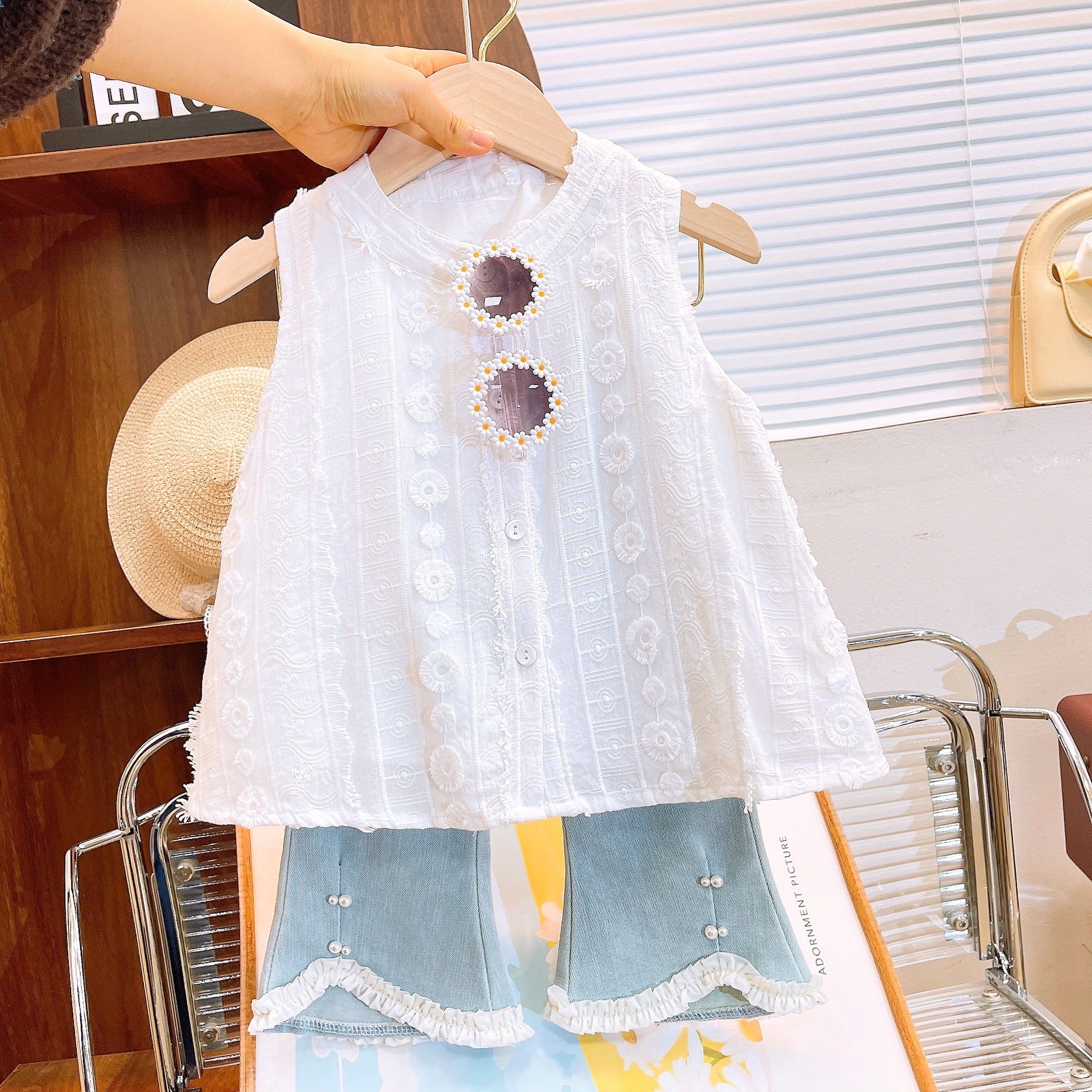 [363767] - Setelan One Set Baju Tanpa Lengan Celana Jeans Panjang Fashion Anak Perempuan - Motif Wavy Lace