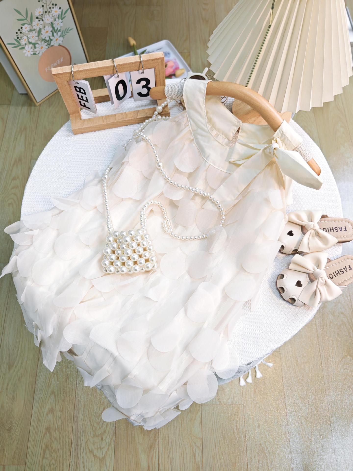 [363752] - Baju Dress Tanpa Lengan Fashion Anak Perempuan - Motif Full Ruffles