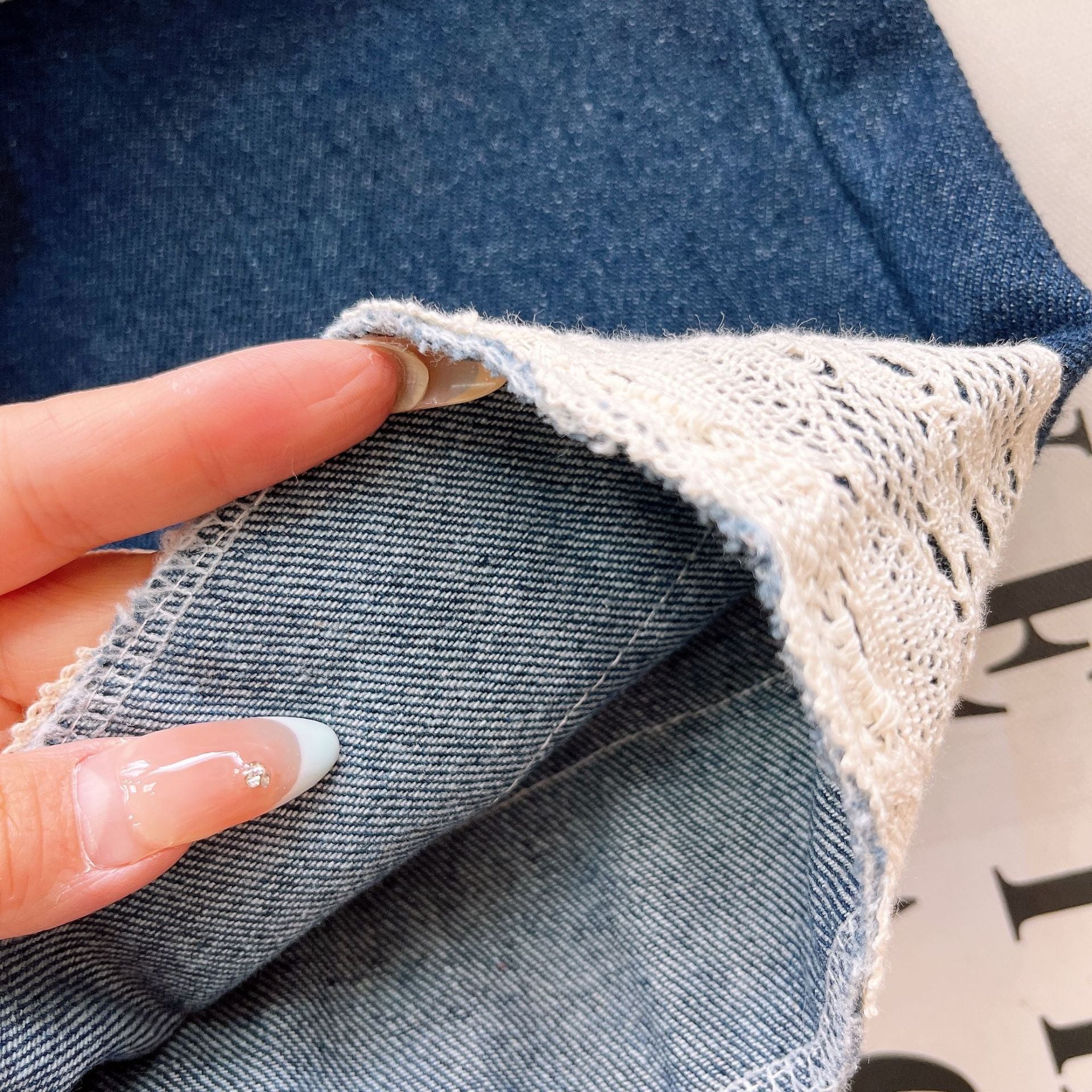 [363949] - One Set 2in1 Baju Setelan Atasan Jaket Jeans Lengan Panjang Bawahan Celana Panjang Jeans Kulot Fashion Korean Style Trendy Anak Cewek Perempuan - Motif Cute Lace - BABYHOKI STORE - BABYHOKI STORE