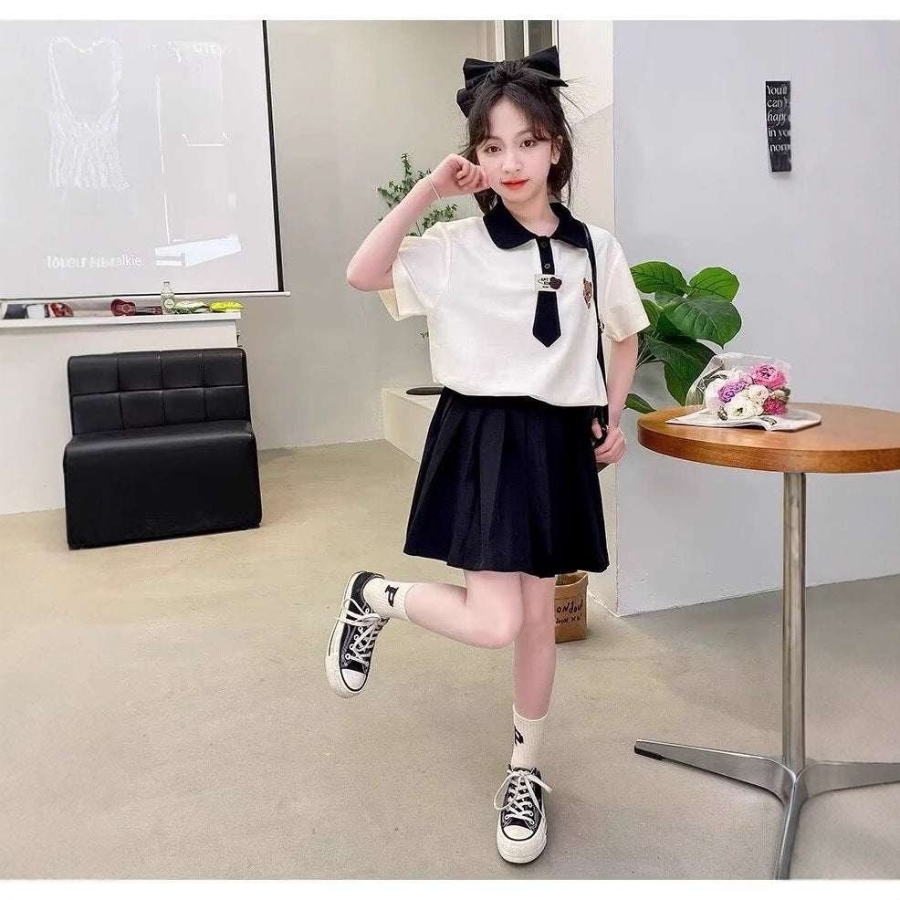 [5071155] - One Set 2in1 Baju Setelan Atasan Kaos Kerah Lengan Pendek Bawahan Rok Pendek Plisket College Fashion Style Anak Perempuan Cewek - Motif Bear Tie - BABYHOKI STORE