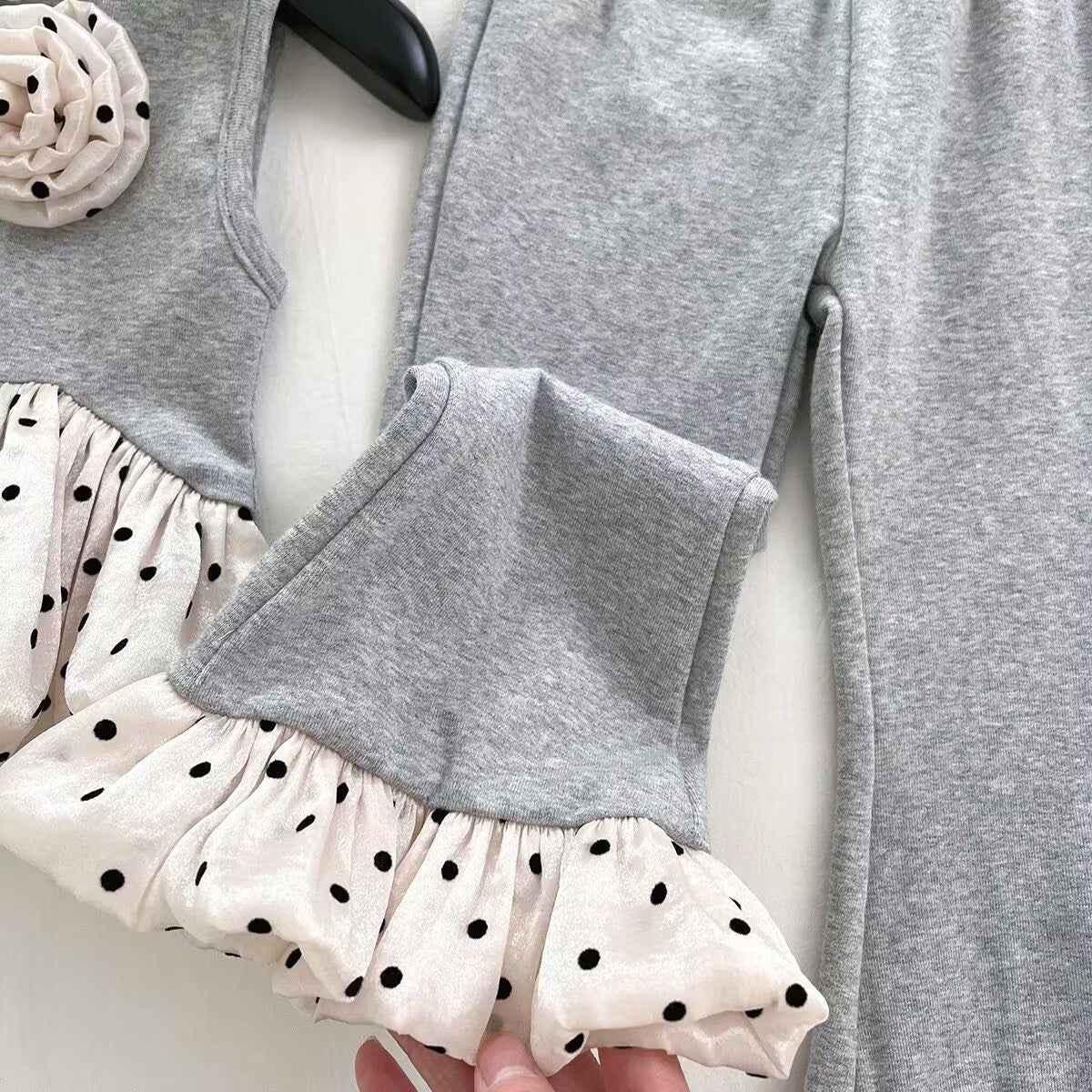 [363863] - Setelan Baju Atasan Lengan Kutung Bawahan Celana Panjang Fashion Anak Perempuan Cewek - Motif Ruffle Polkadot - BABYHOKI STORE