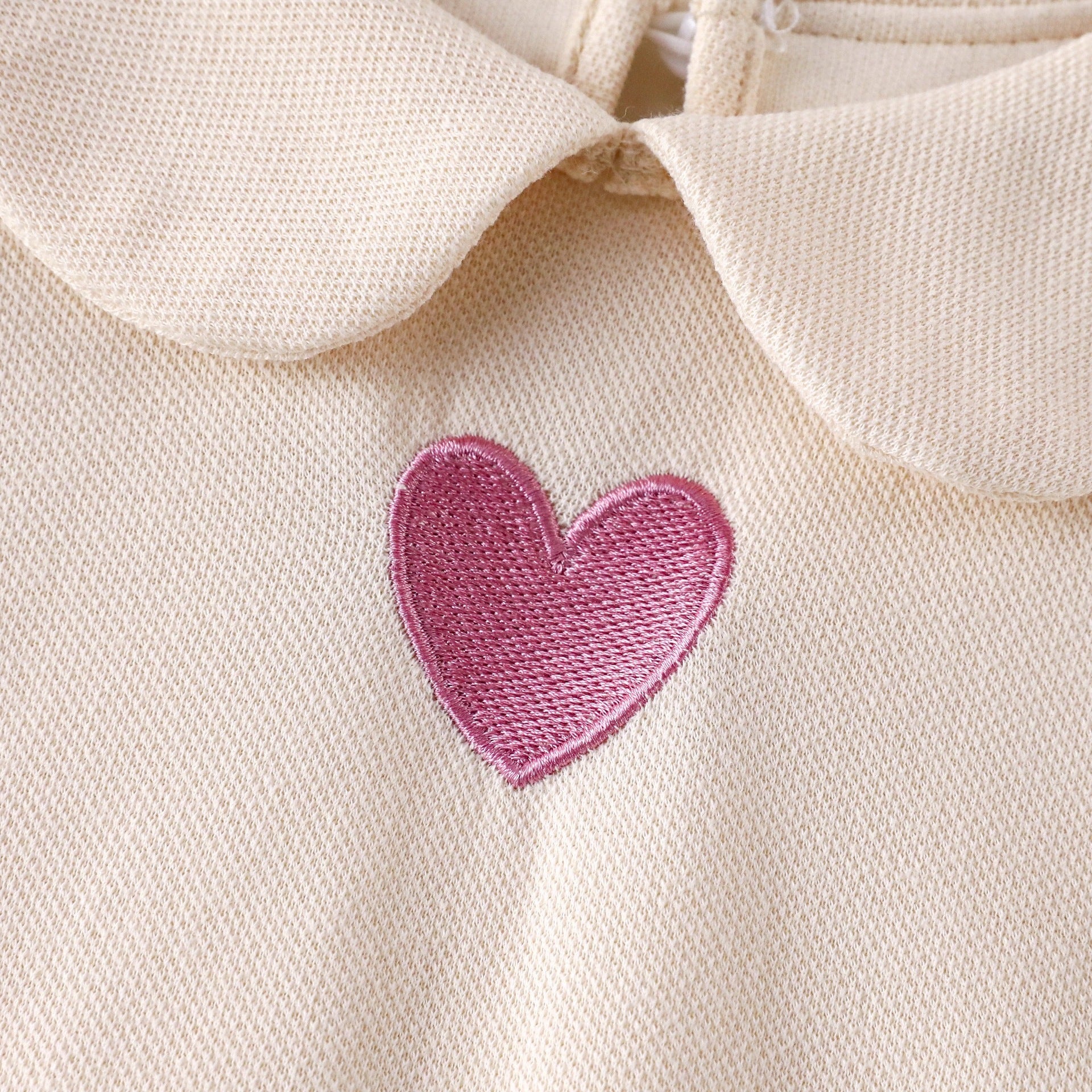 [721107] - Baju Atasan Blouse Lengan Pendek Ruffle Anak Perempuan - Motif Plain Heart