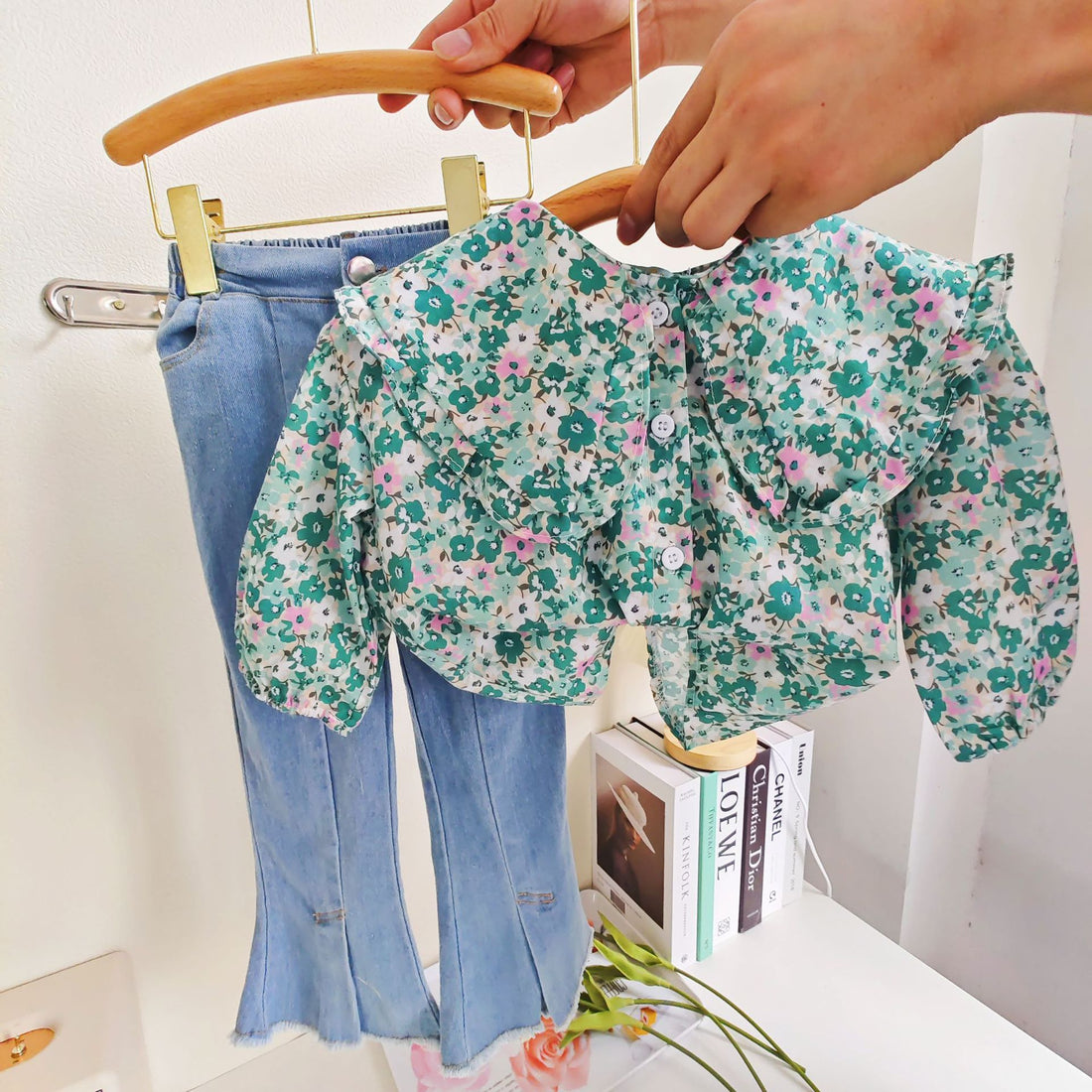 [363601] - Setelan Blouse Celana Jeans Rawis Import Anak Perempuan - Motif Crowded Flowers